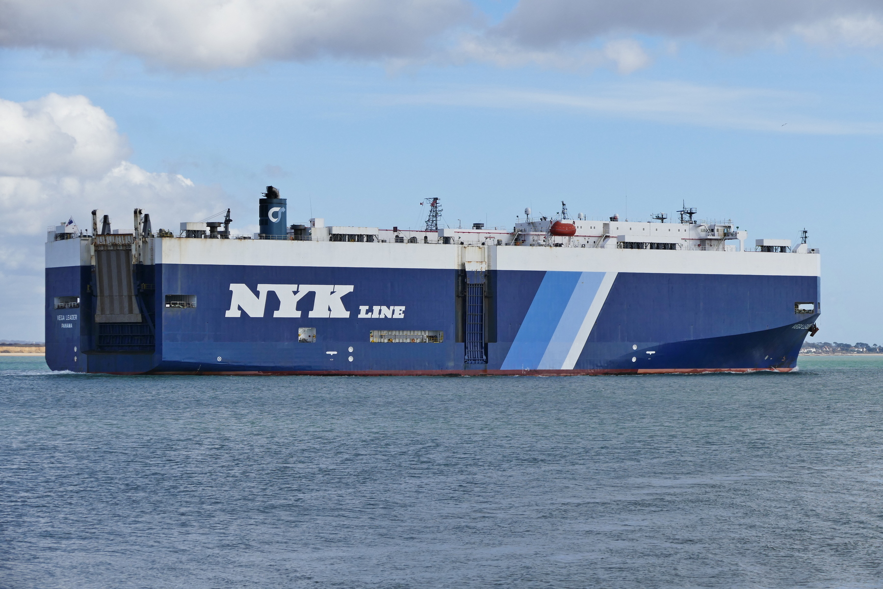 VEGA LEADER