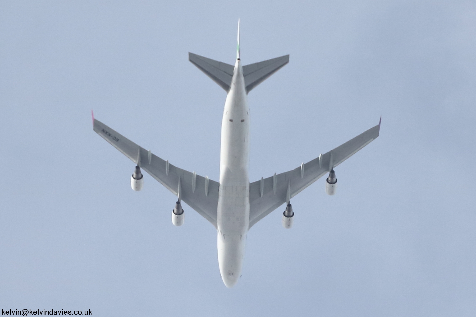 Wamos Air 747 Coronavirus special EC-KXN