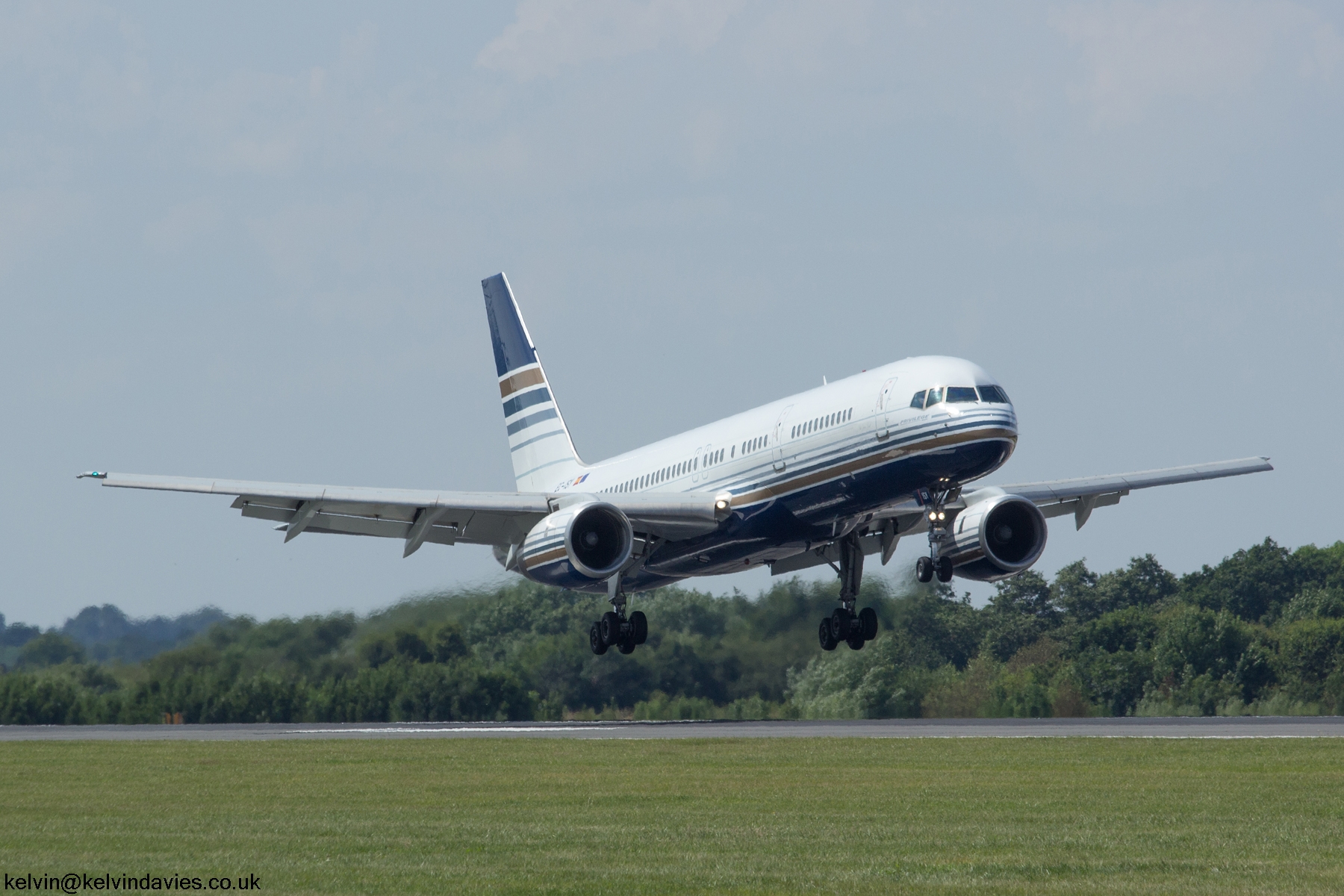 Privilege Style B757 EC-ISY
