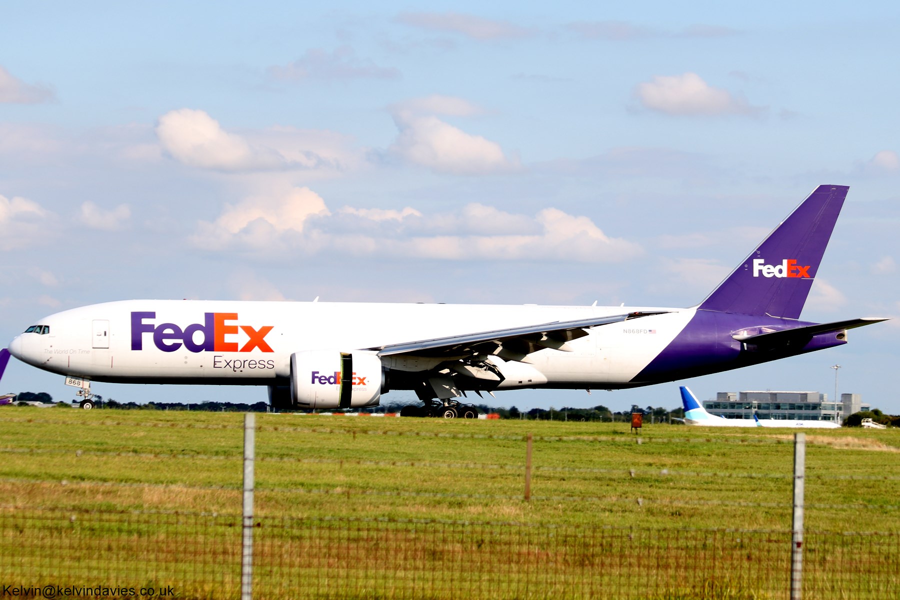 FedEx Express 777F N868FD