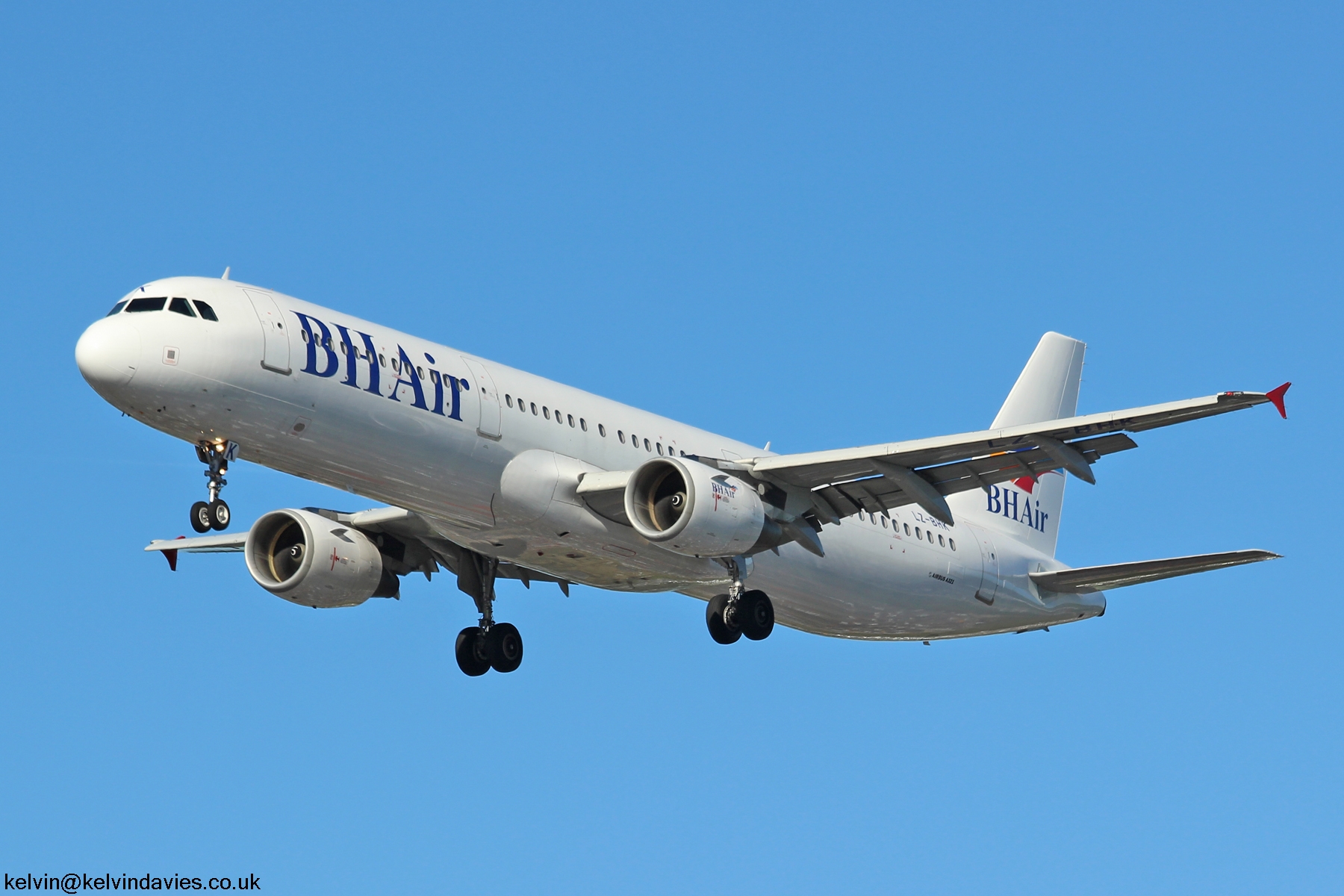 Balkan Holidays Air A321 LZ-BHK