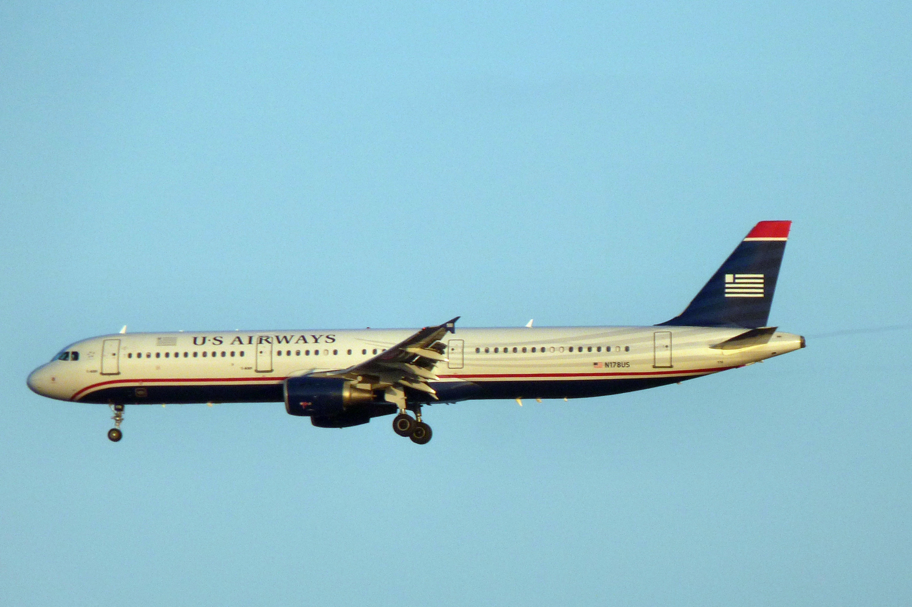N178US A321