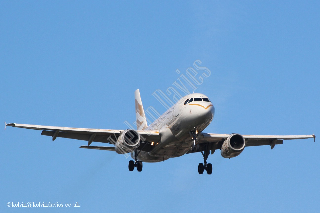 British Airways A319 G-DBCB