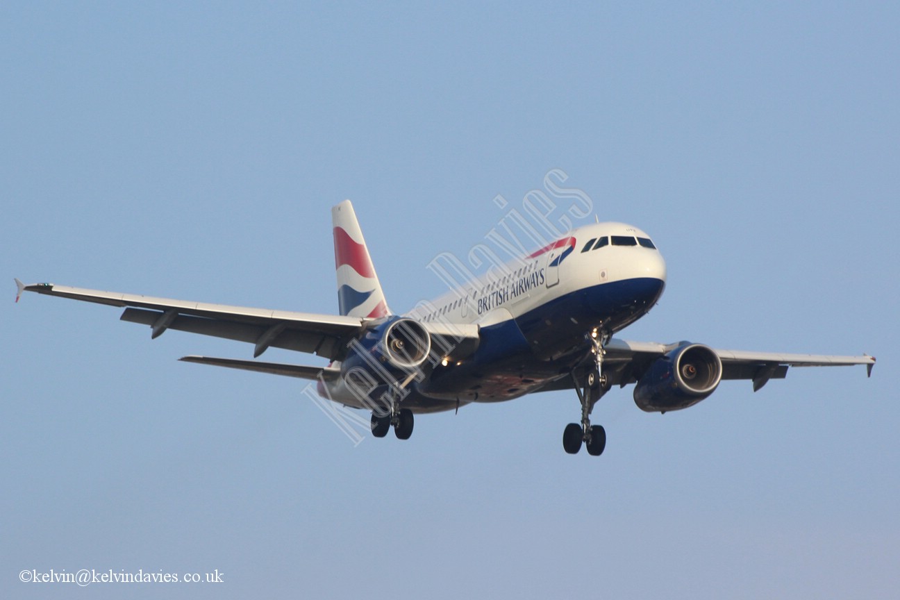 British Airways A319 G-EUPE