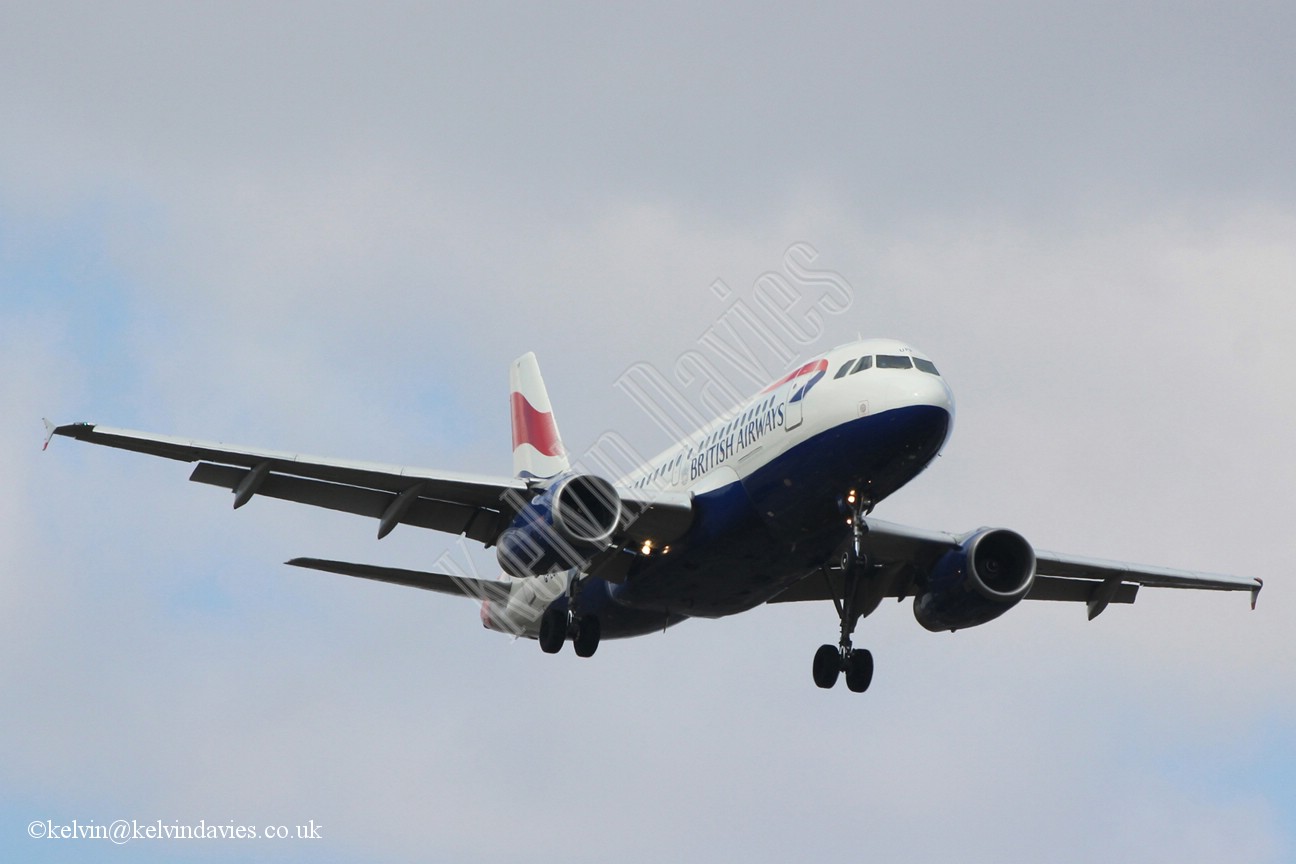 British Airways A319 G-EUPF