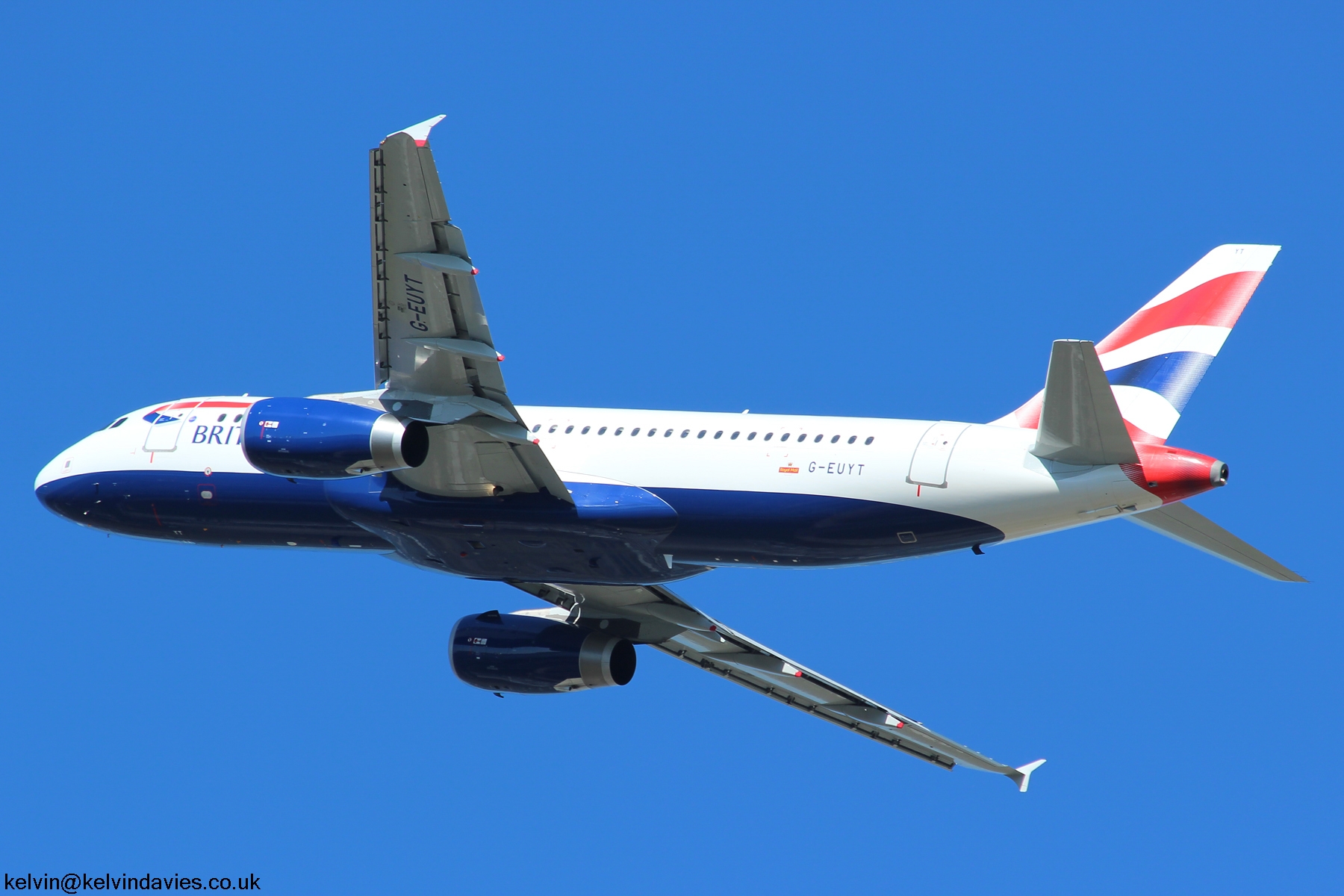 British Airways A320 G-EUYT