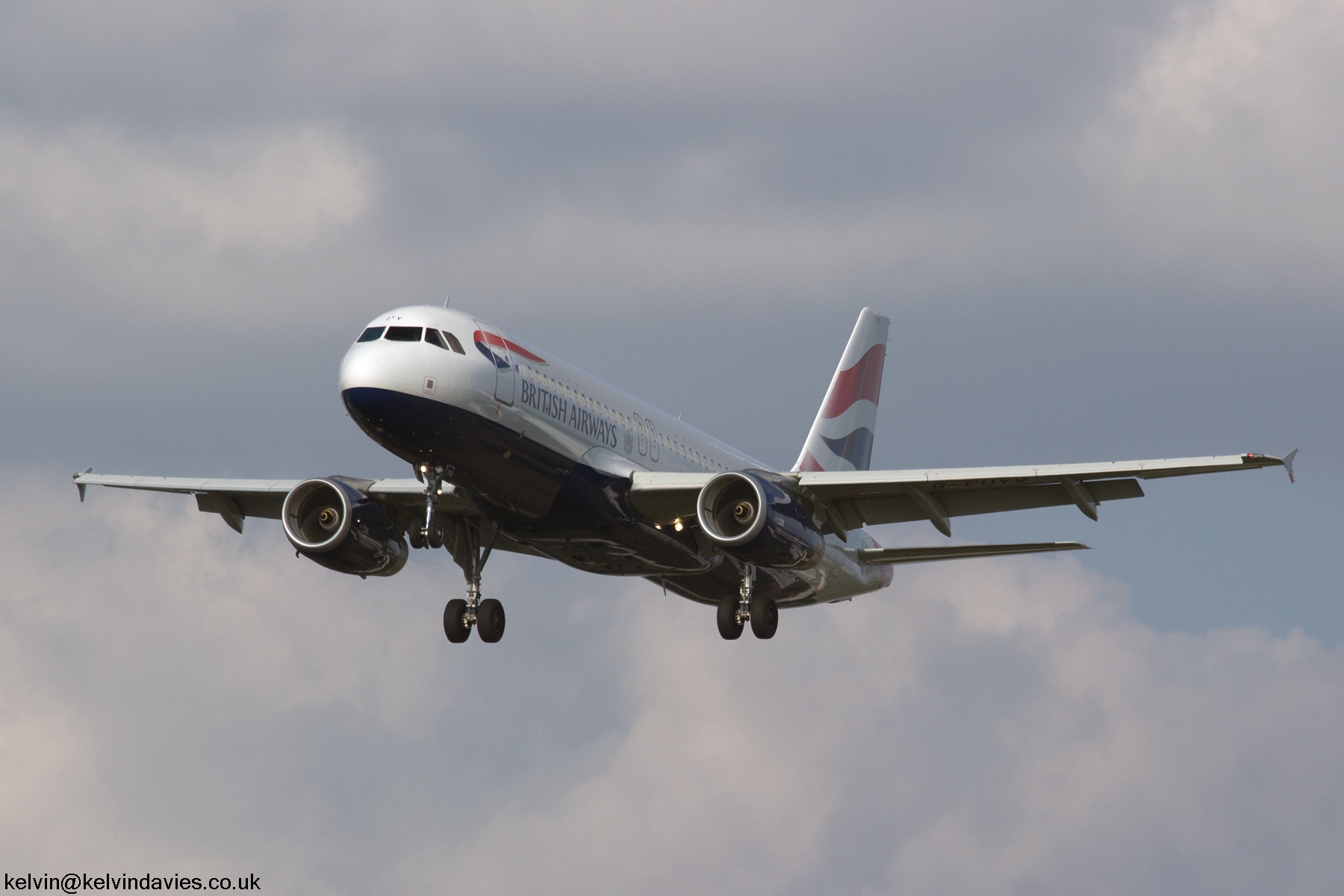 British Airways A320 G-EUYV