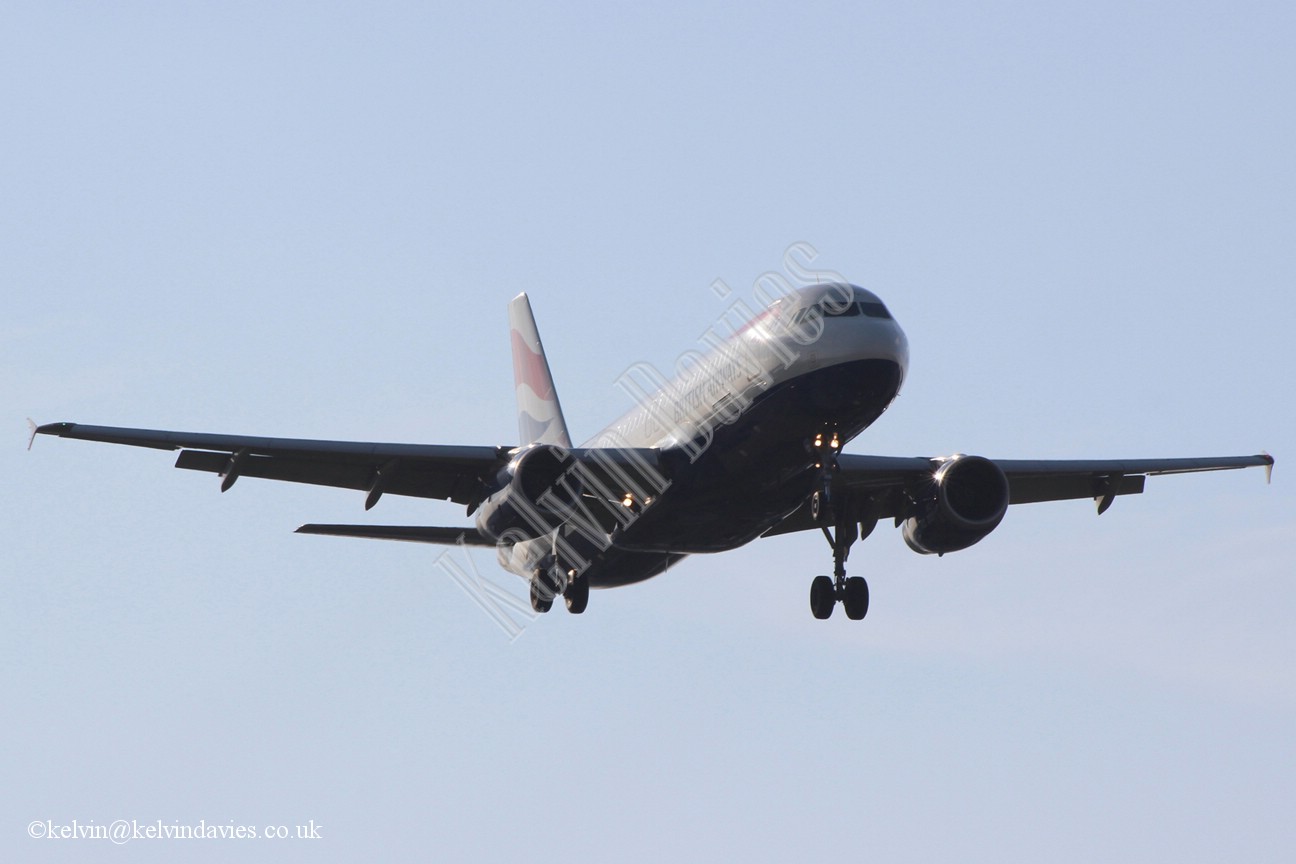 British Airways A320 G-EUYF