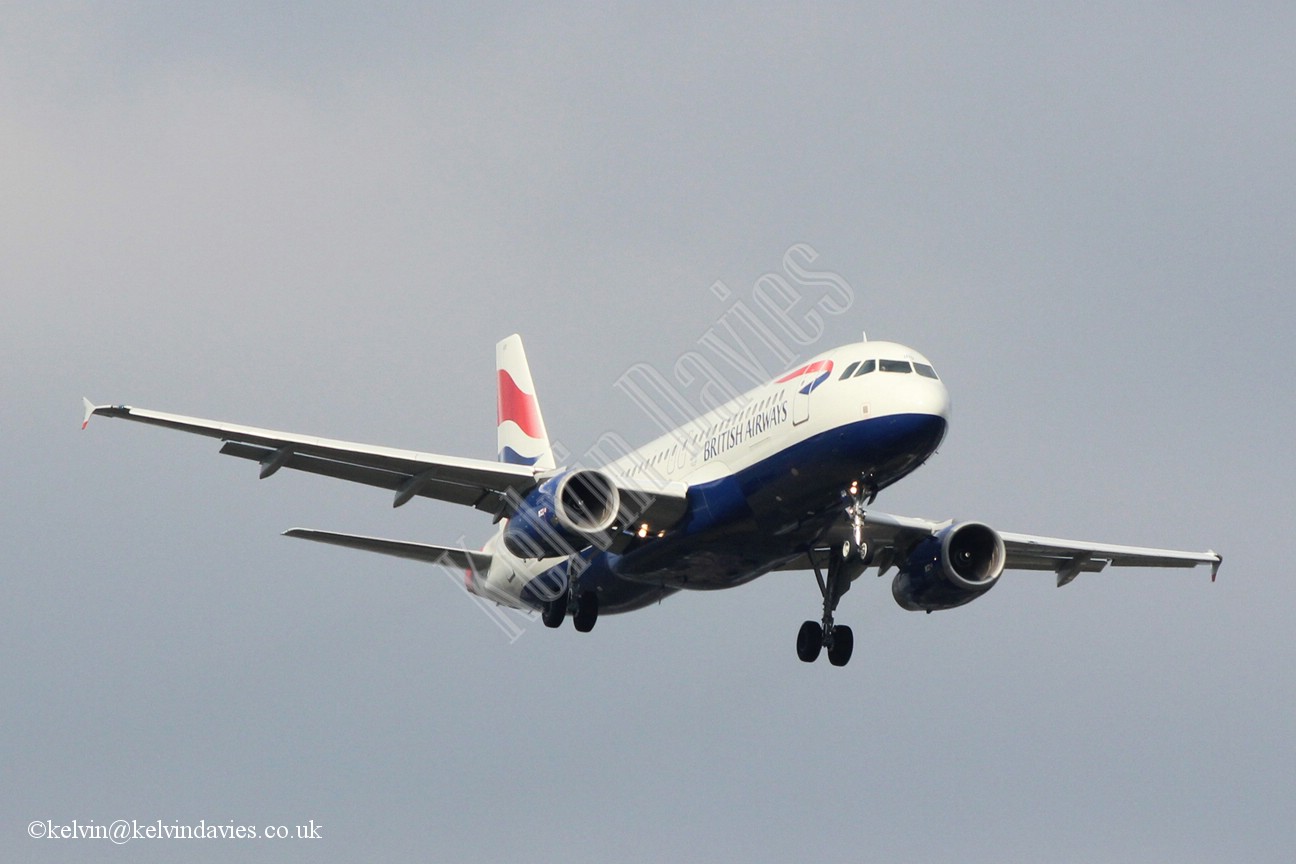 British Airways A320 G-MIDO