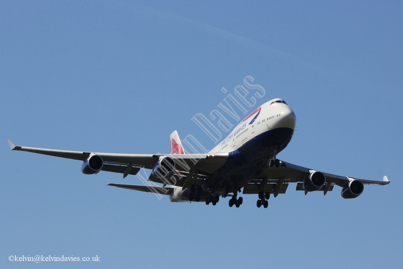 British Airways 747 G-BNLU