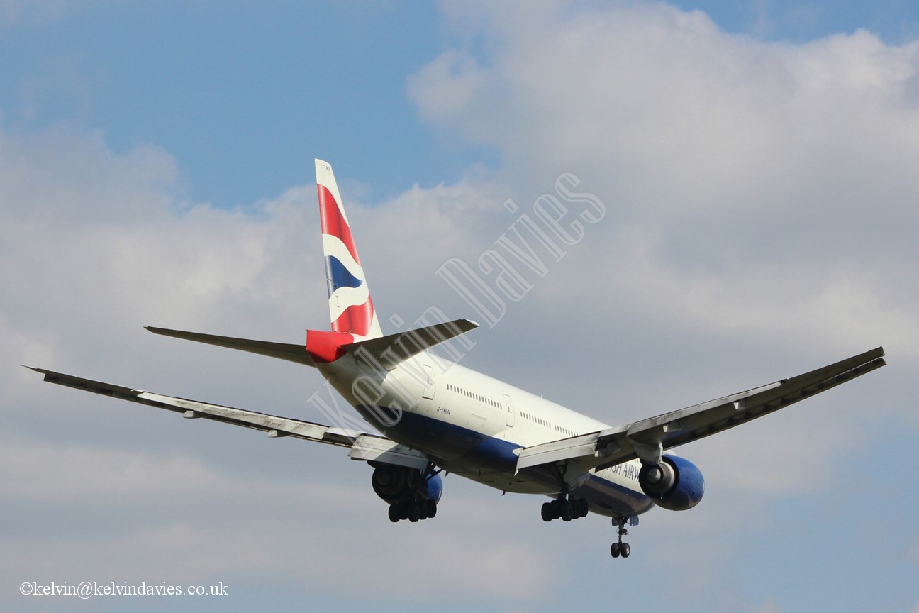 British Airways 777 G-YMMA