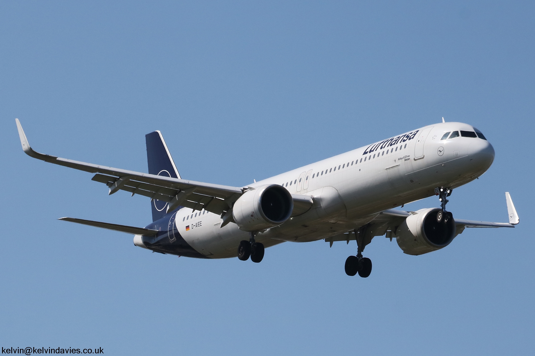 Lufthansa A321 NEO D-AIEE
