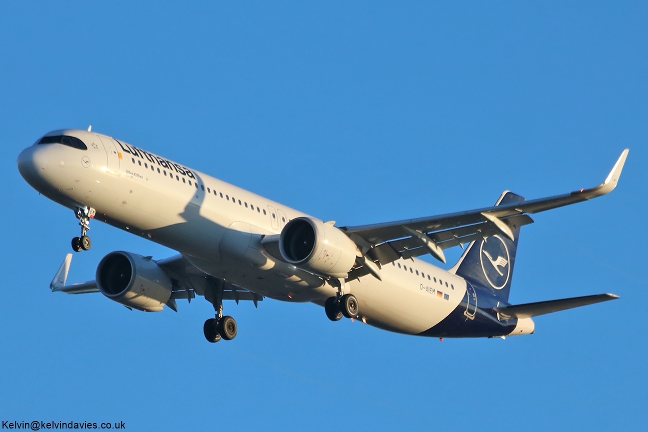 Lufthansa A321 NEO D-AIEM