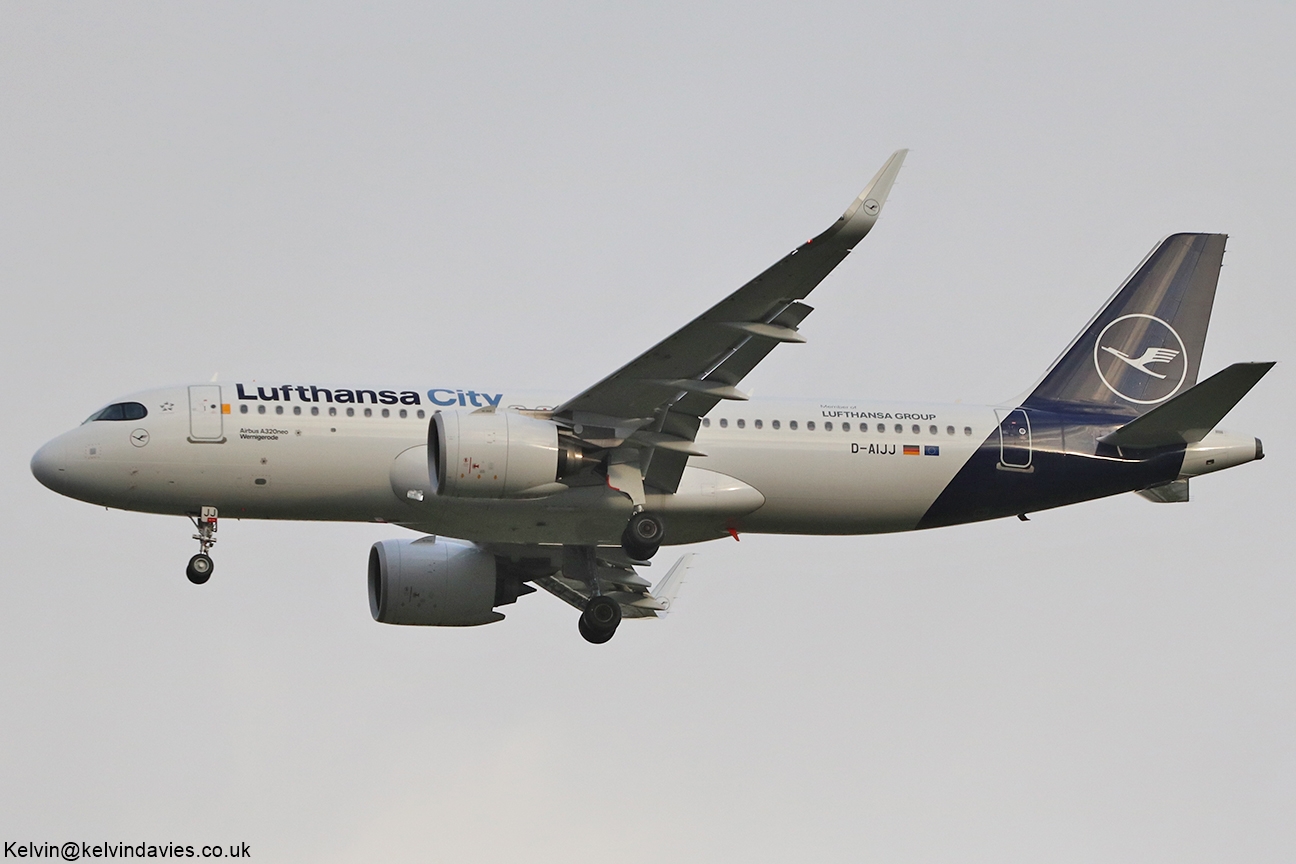 Lufthansa City A320 NEO D-AIJJ