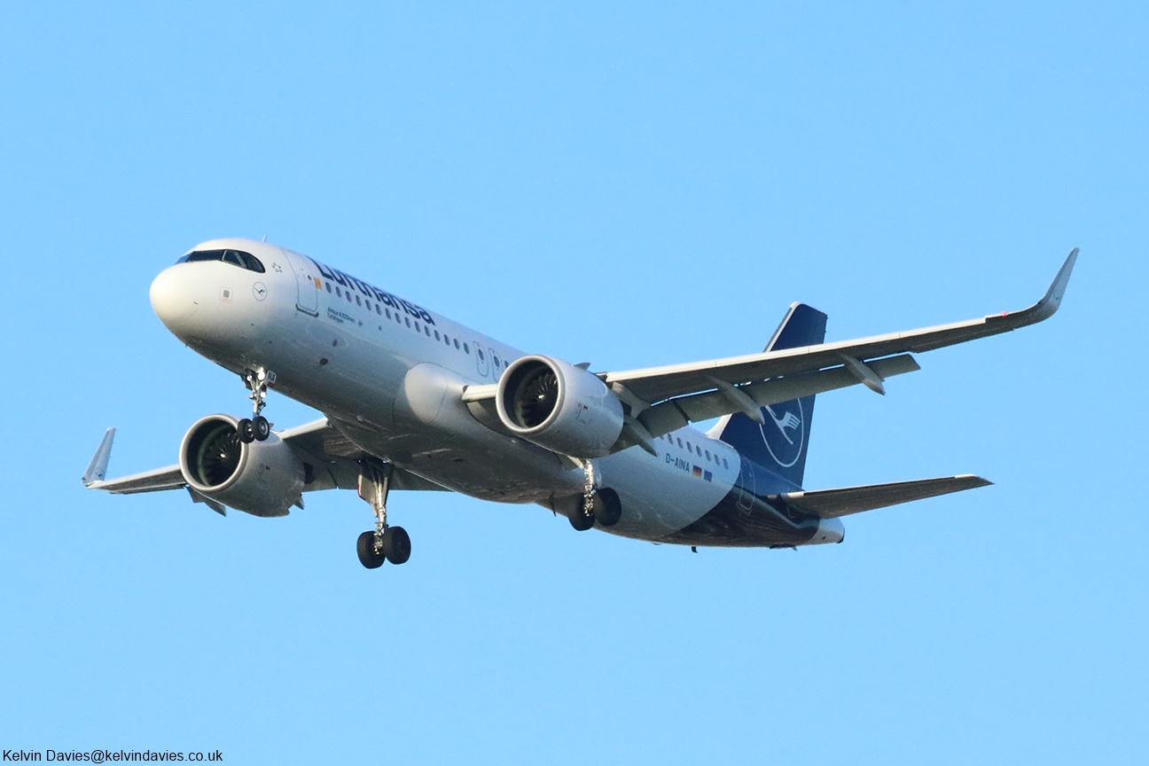 Lufthansa A320NEO D-AINA