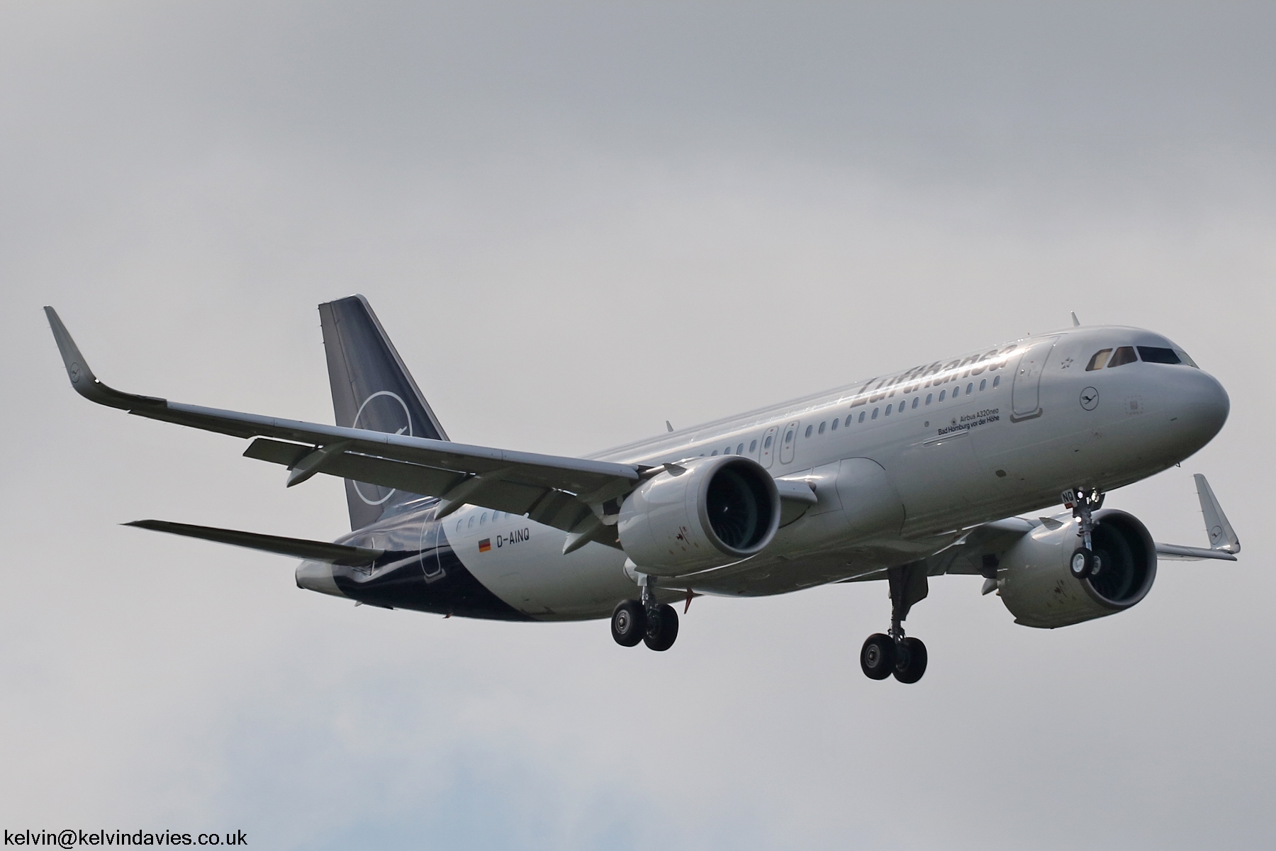 Lufthansa A320 D-AINQ