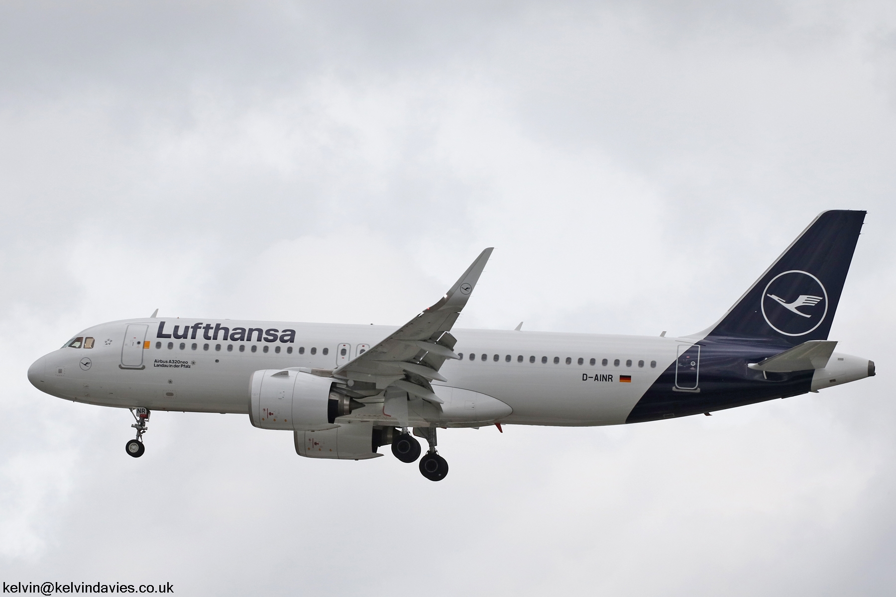 Lufthansa A320-271NSL D-AINR