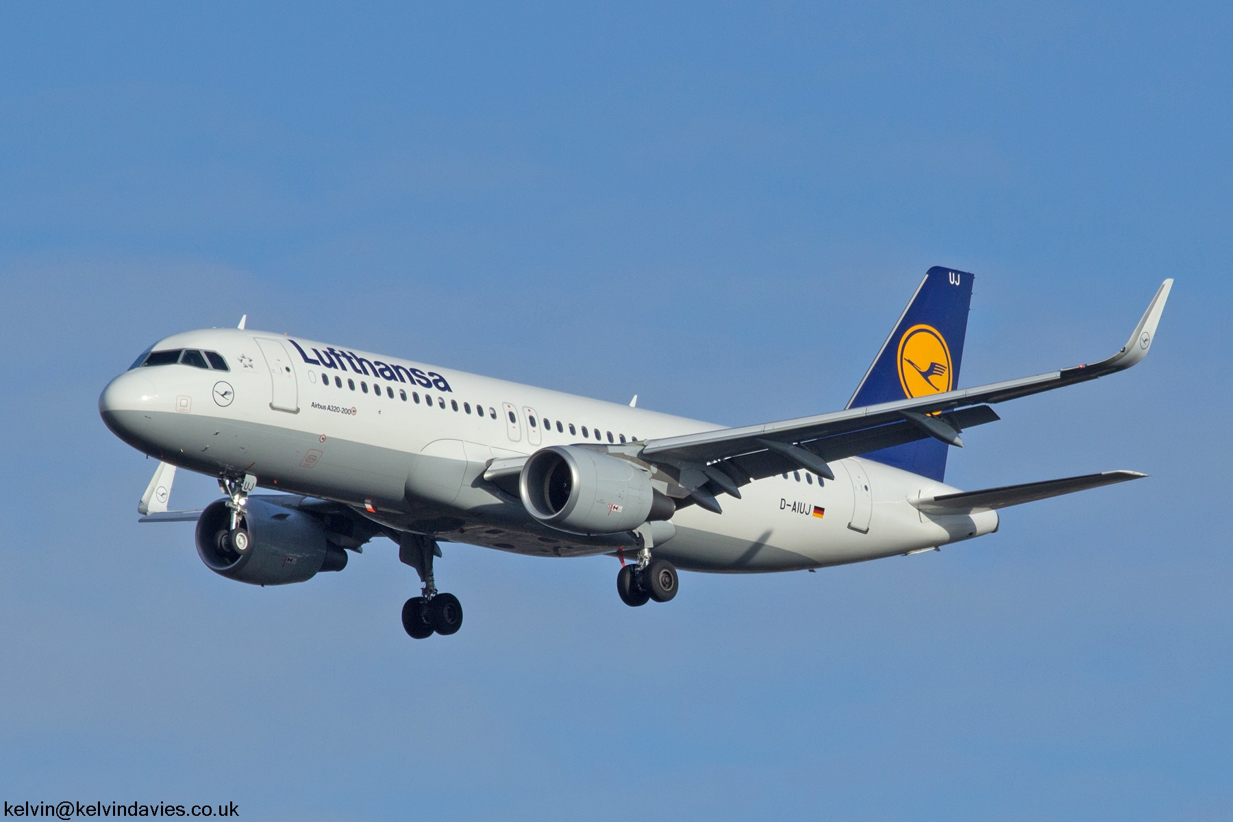 Lufthansa A320 D-AIUJ