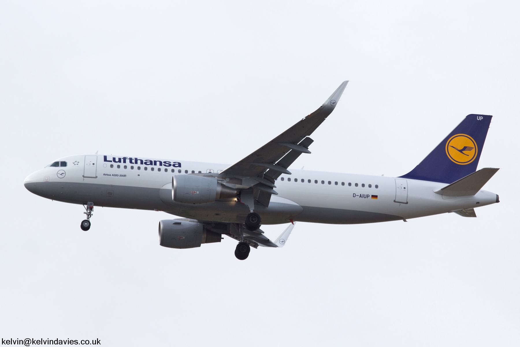 Lufthansa A320 D-AIUP