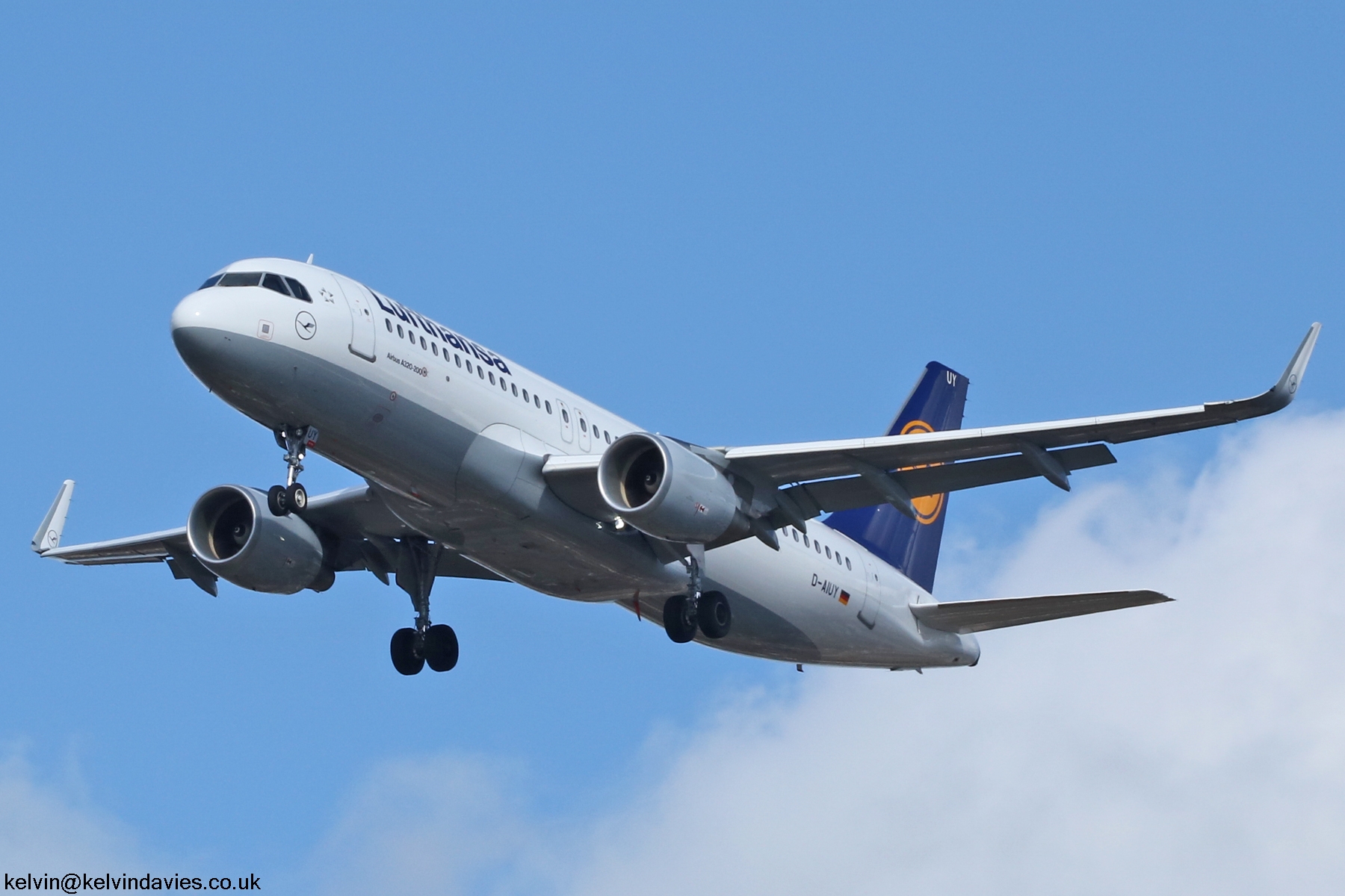 Lufthansa A320 D-AIUY