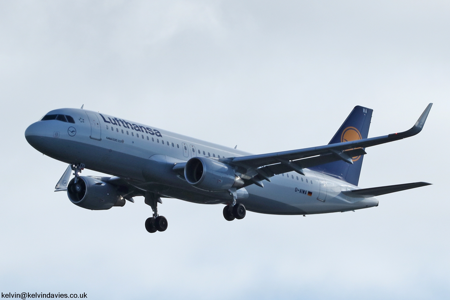 Lufthansa A320  D-AIWA