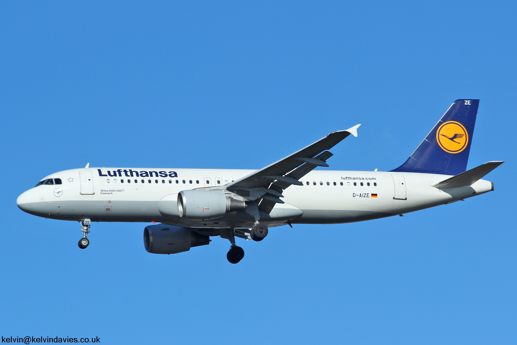 Lufthansa A320 D-AIZE
