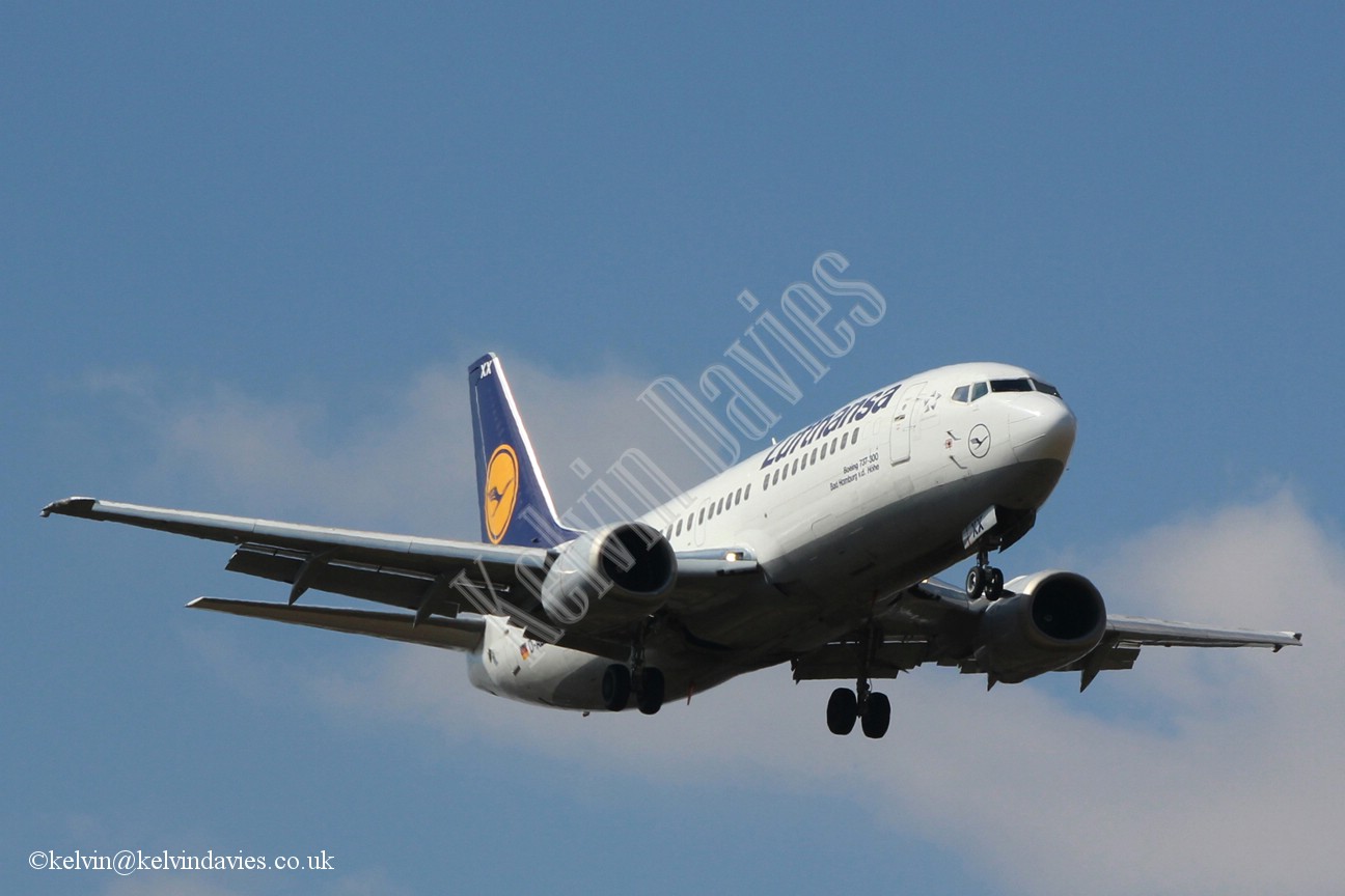 Lufthansa  737 D-ABXX