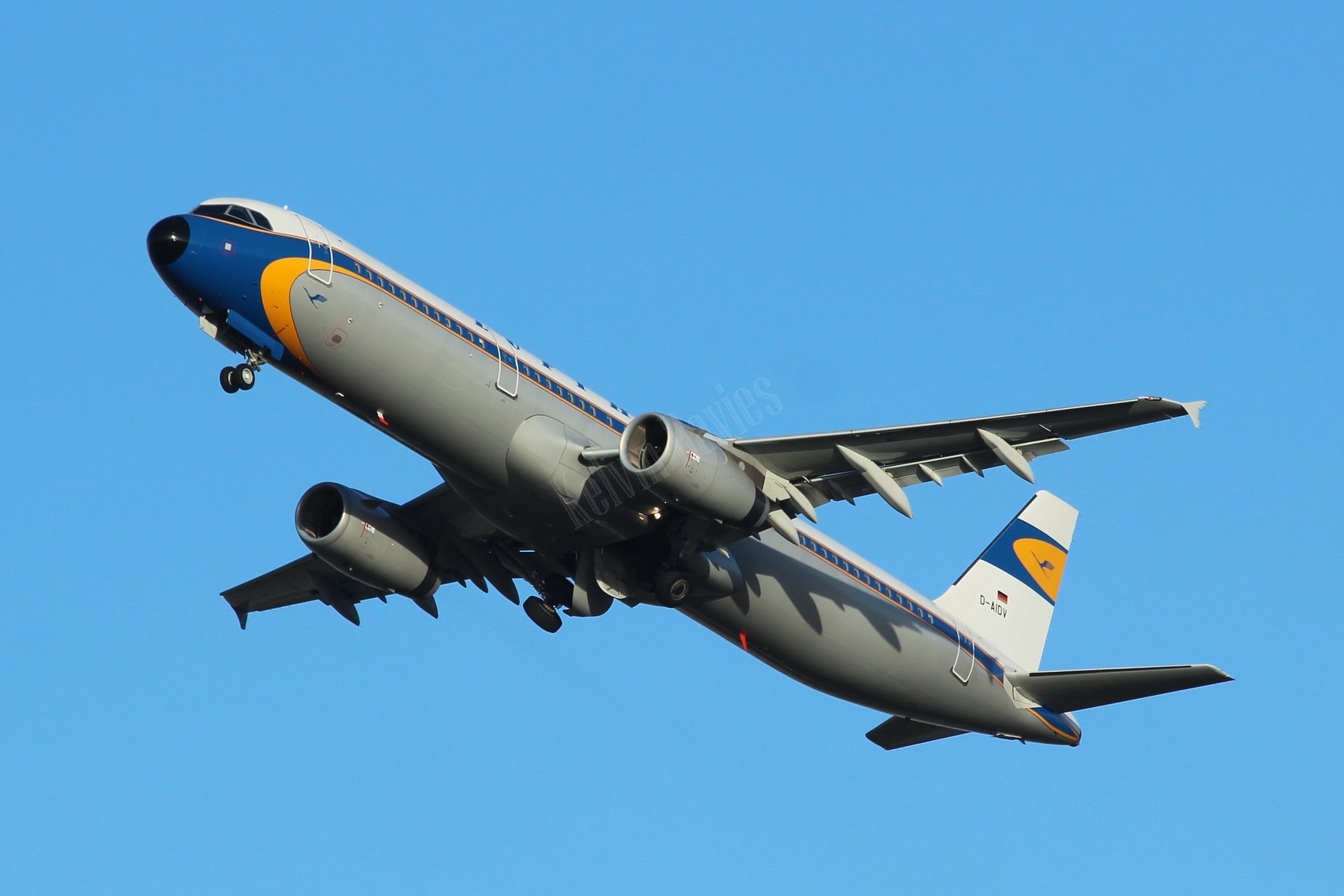 Lufthansa A321 D-AIDV