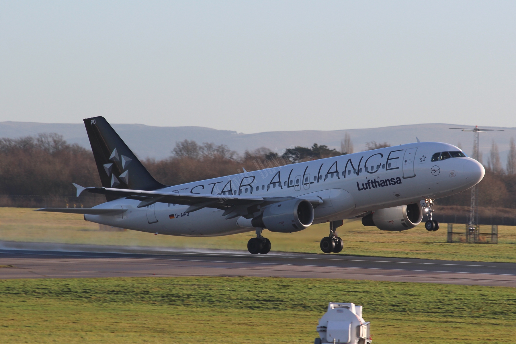 Lufthansa A320 D-AIPD