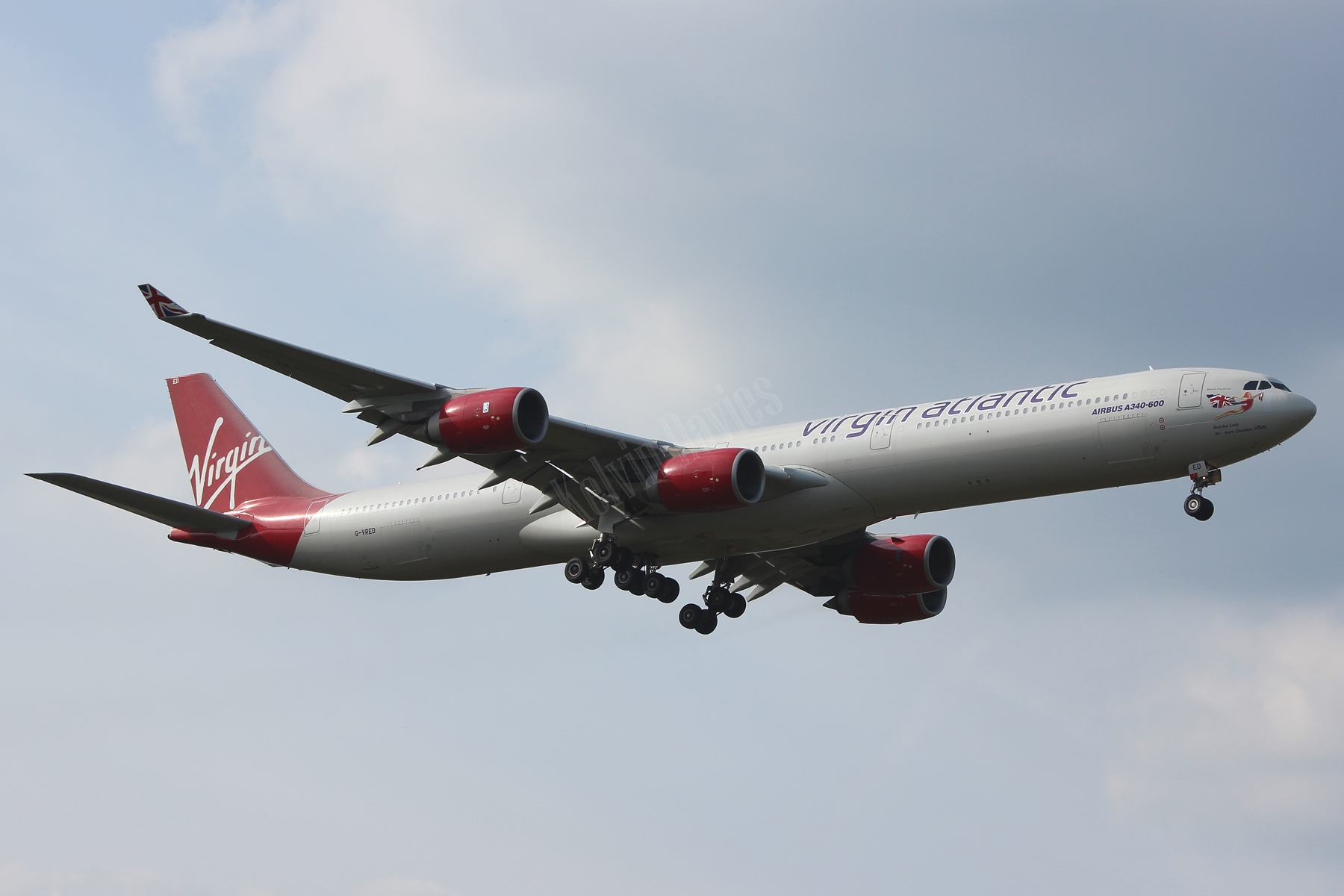 Virgin Atlantic A340 G-VRED
