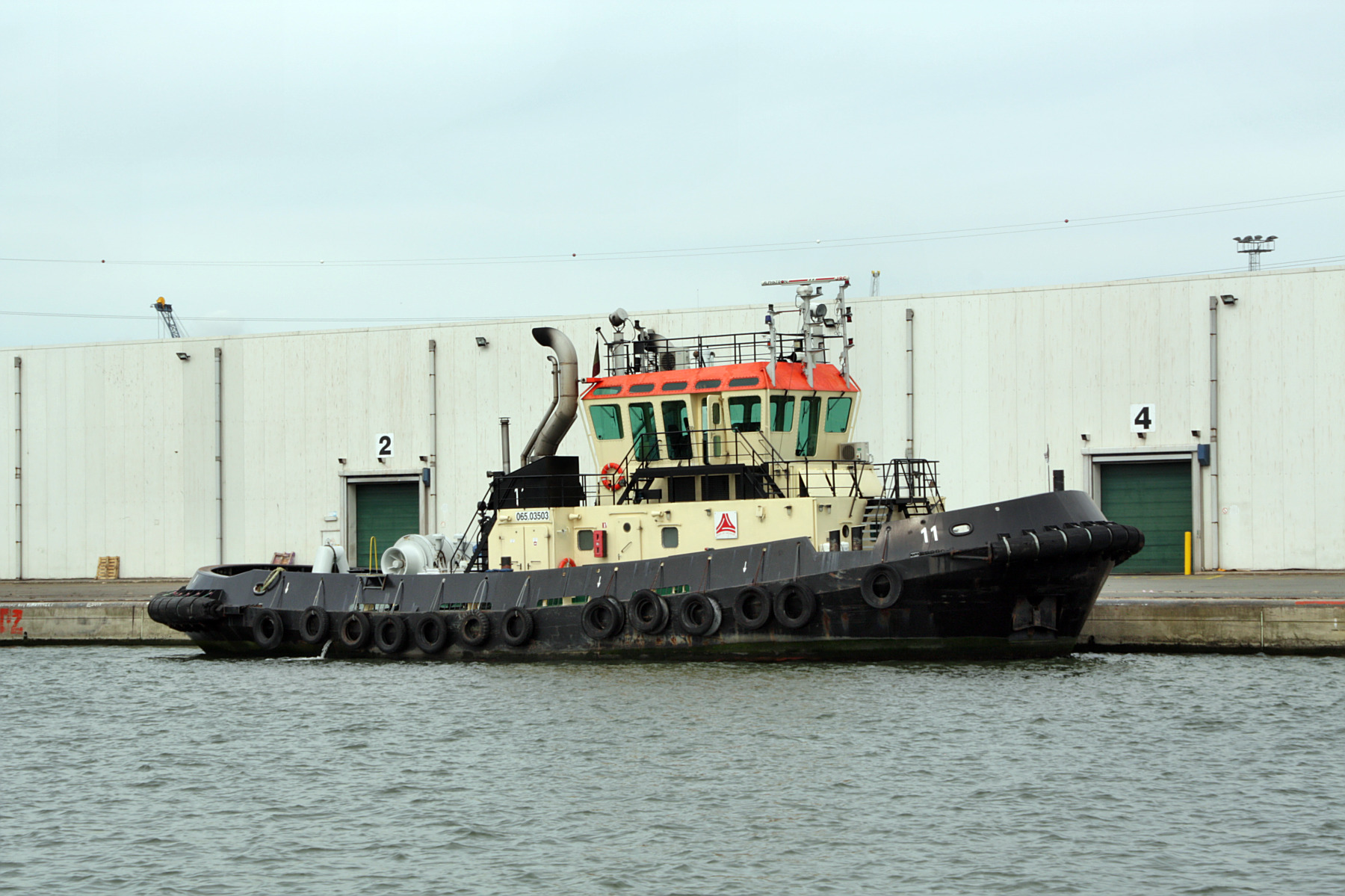 TUG 11