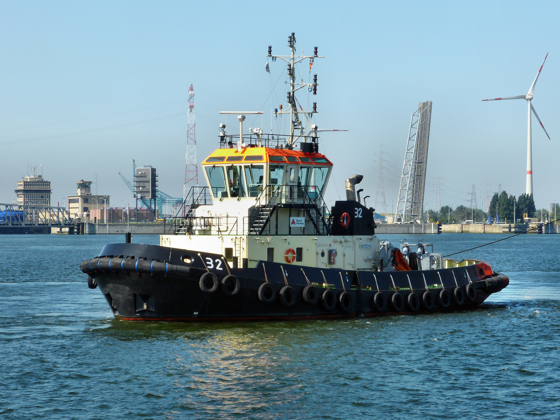 TUG 32
