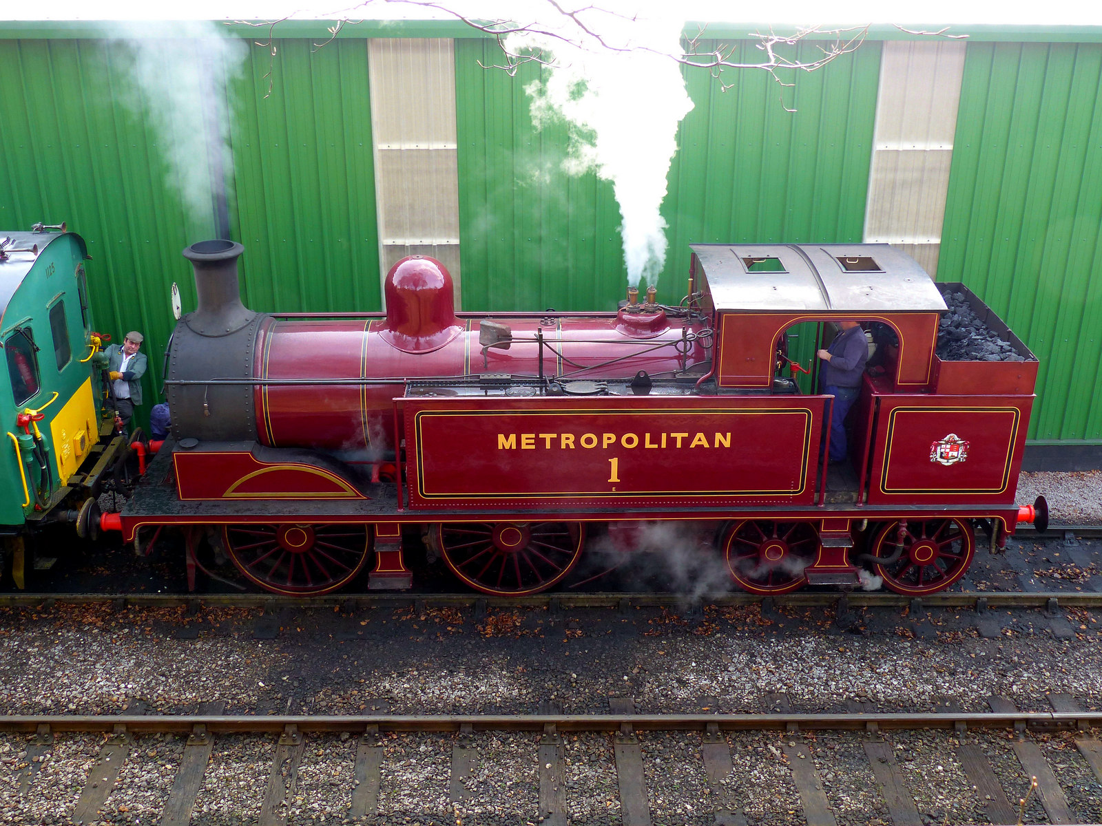 METROPOLITAN 1