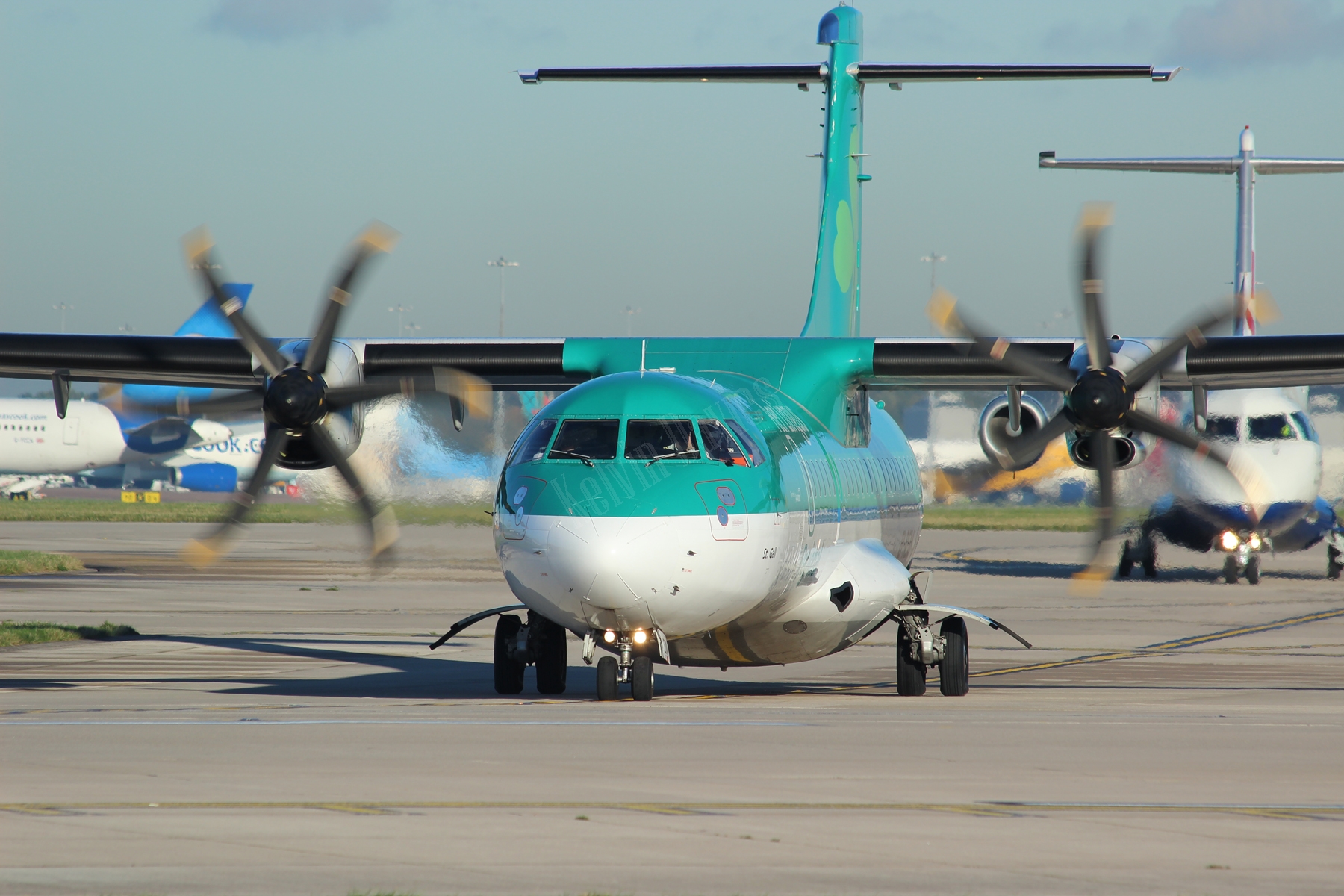 Aer Arran ATR72 EI-REM