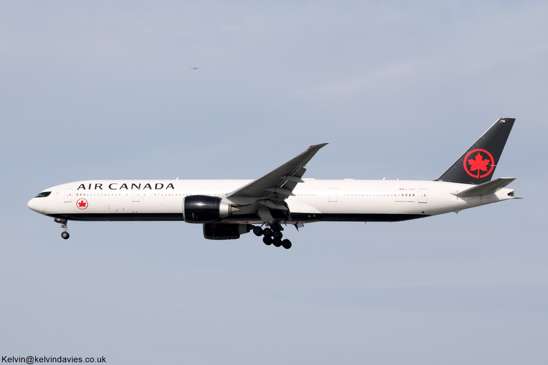 Air Canada 777 C-FIUV