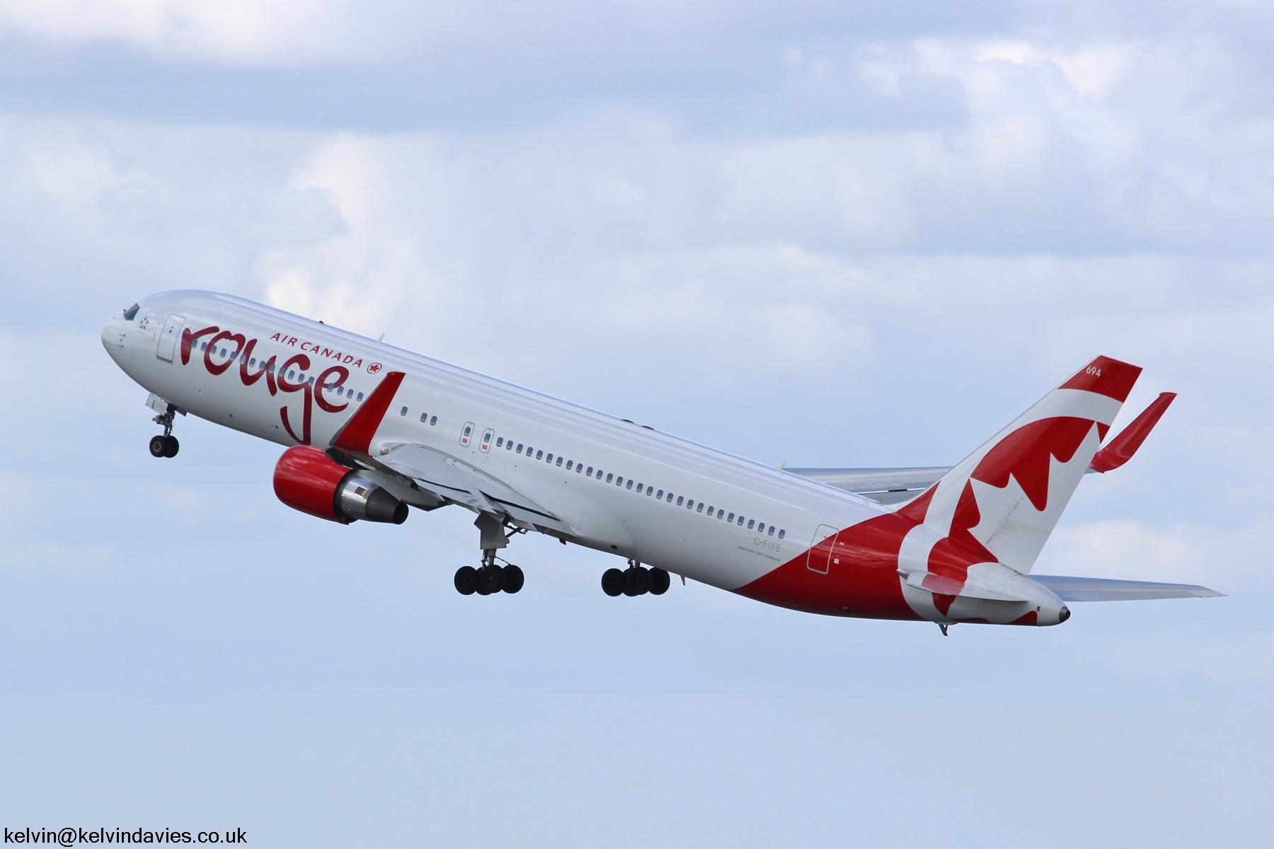 Air Canada Rouge 767 C-FIYE