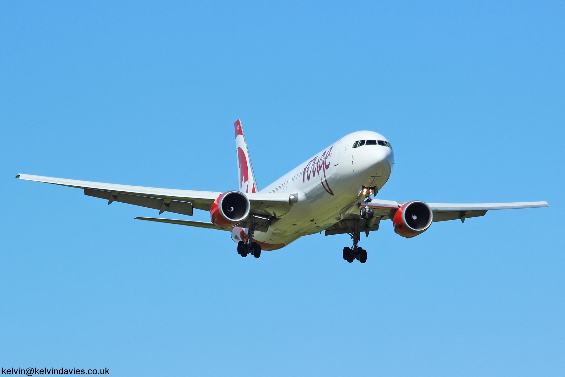 Air Canada Rouge 767 C-FJZK