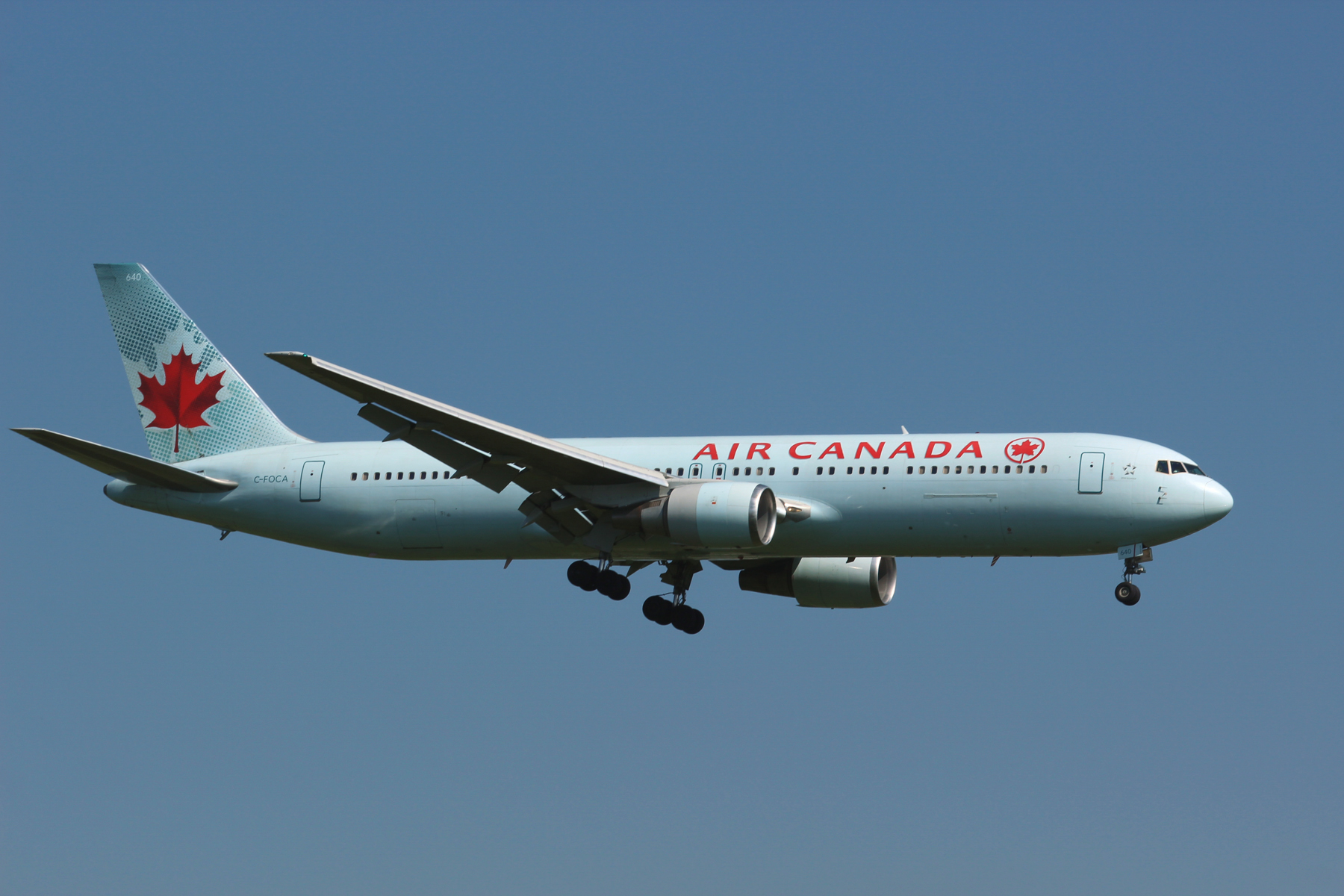 Air Canada 767 C-FOCA