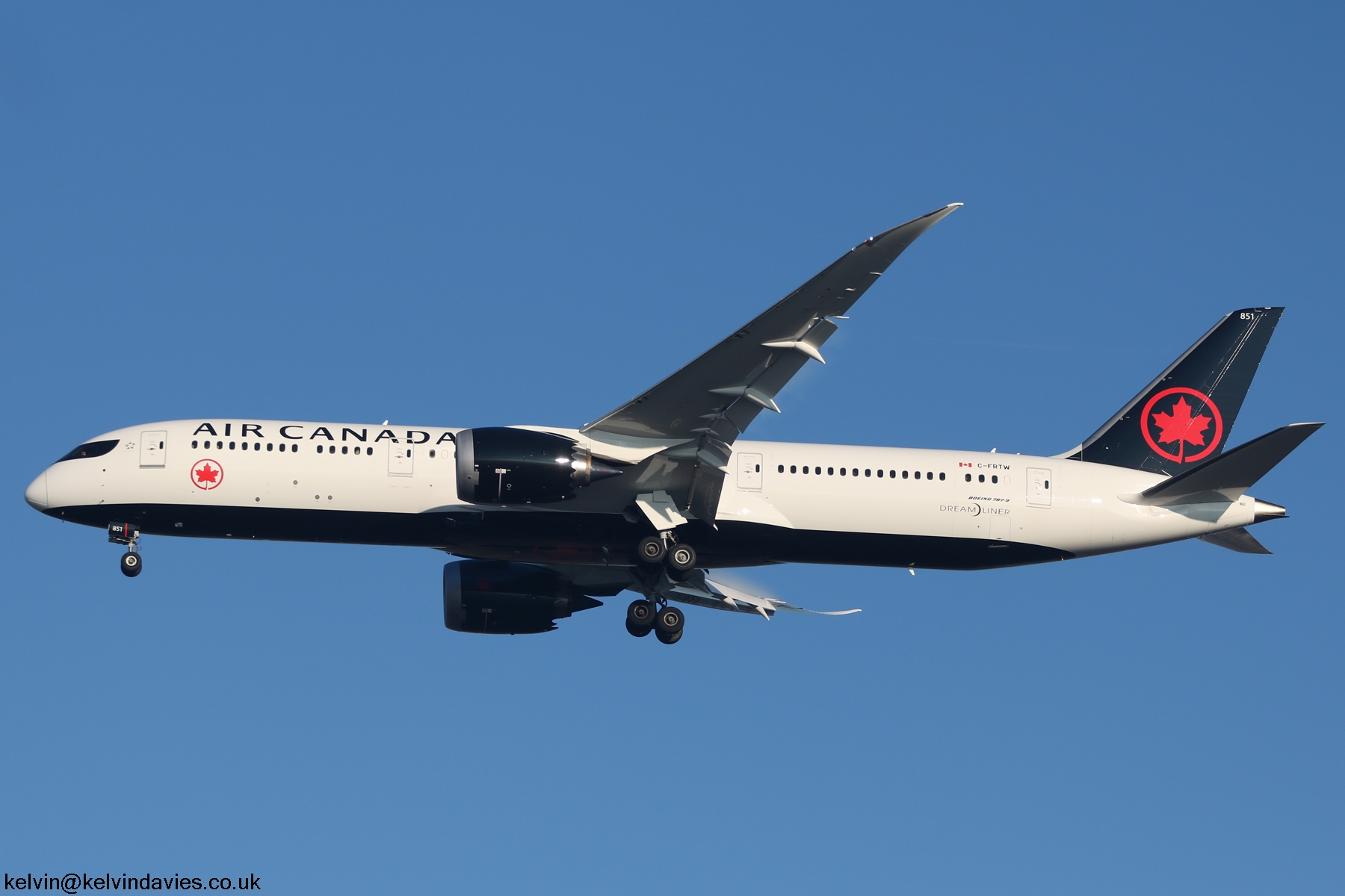Air Canada 787 C-FRTW
