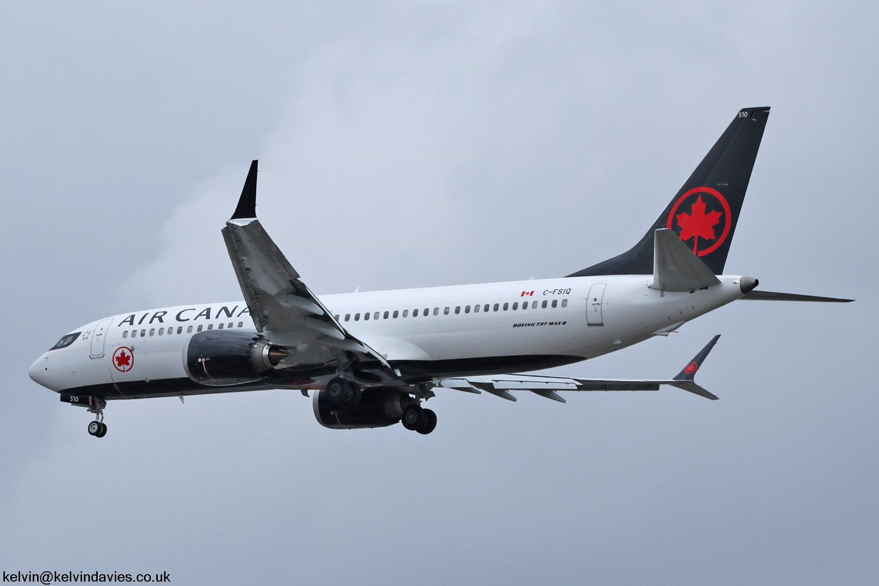 Air Canada 737Max C-FSIQ