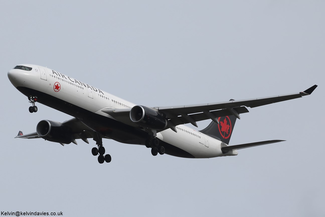 Air Canada A330 C-GKUG