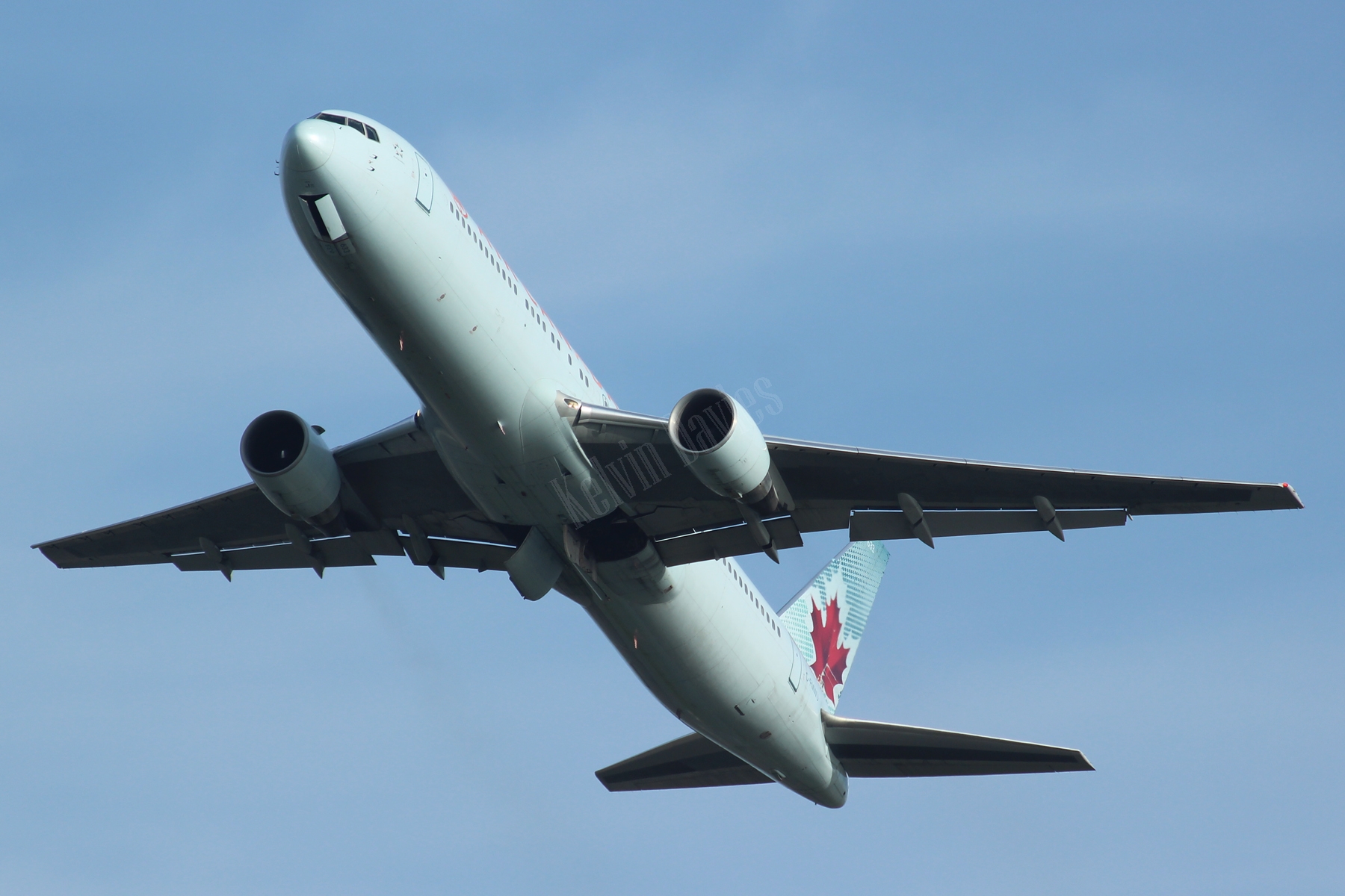 Air Canada 767 C-FMWU