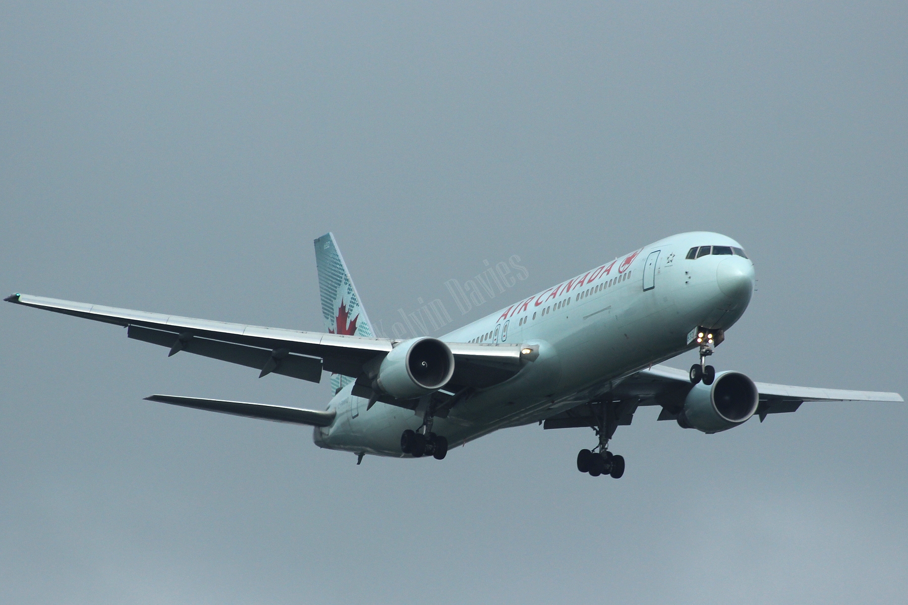 Air Canada 767 C-FMWQ