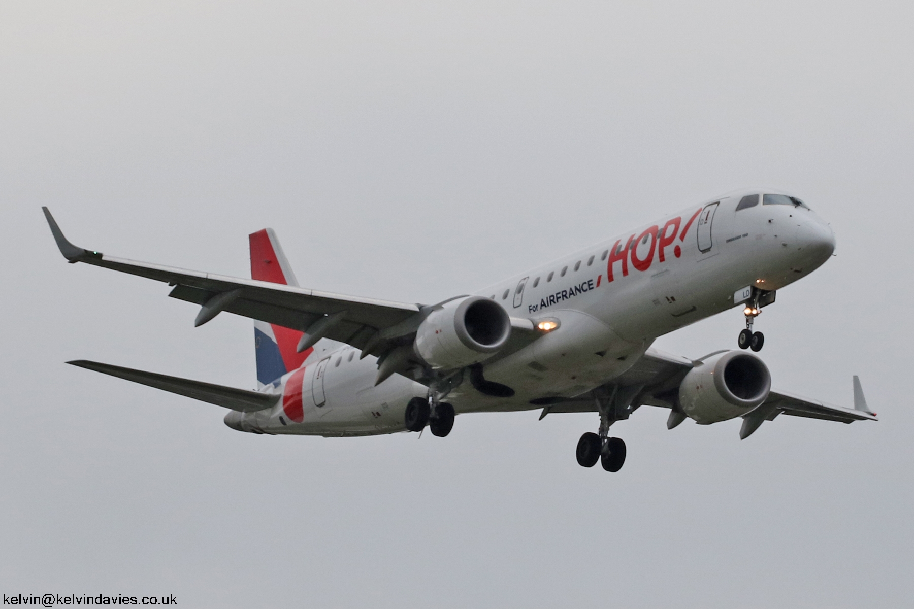 Air France HOP Emb-190 F-HBLD