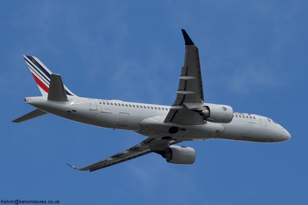 Air France A220 F-HPNN