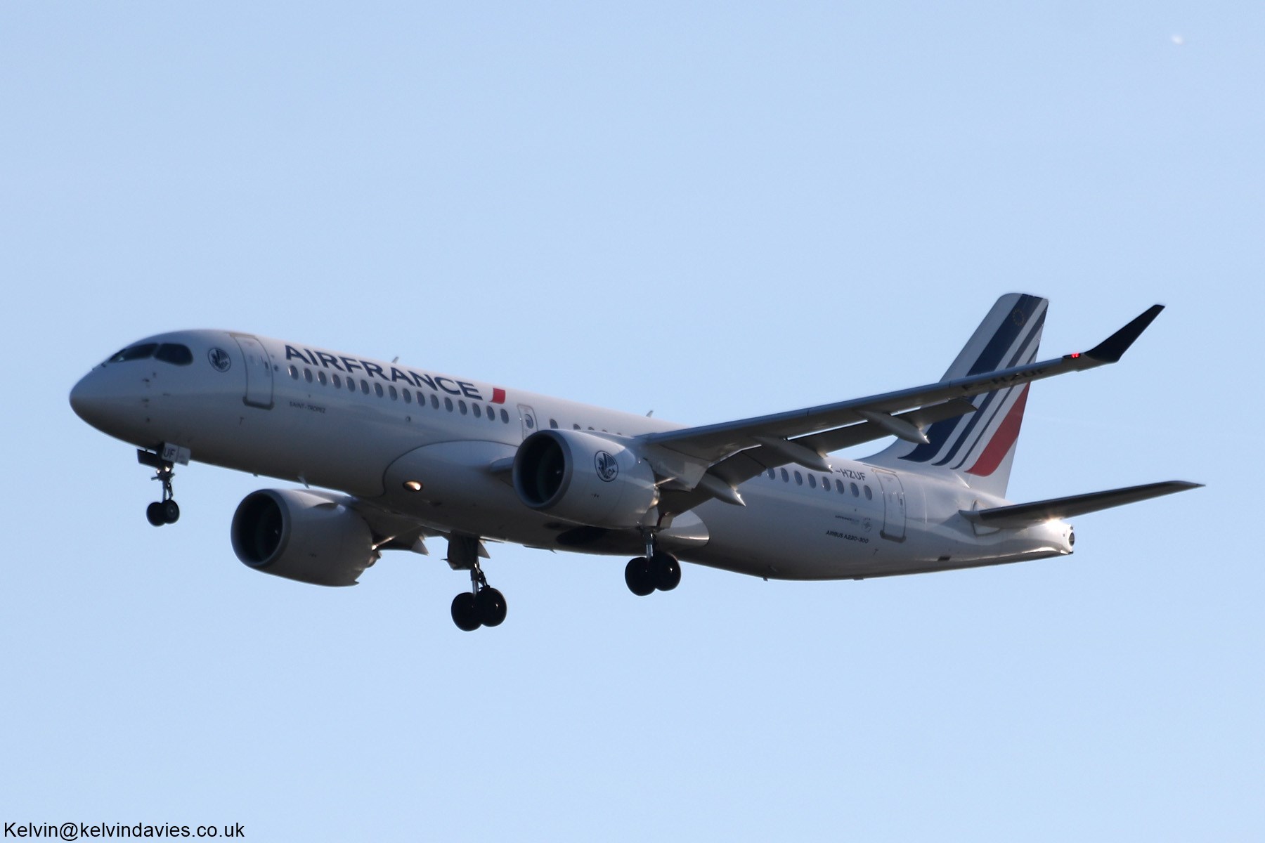 Air France A220 F-HZUF
