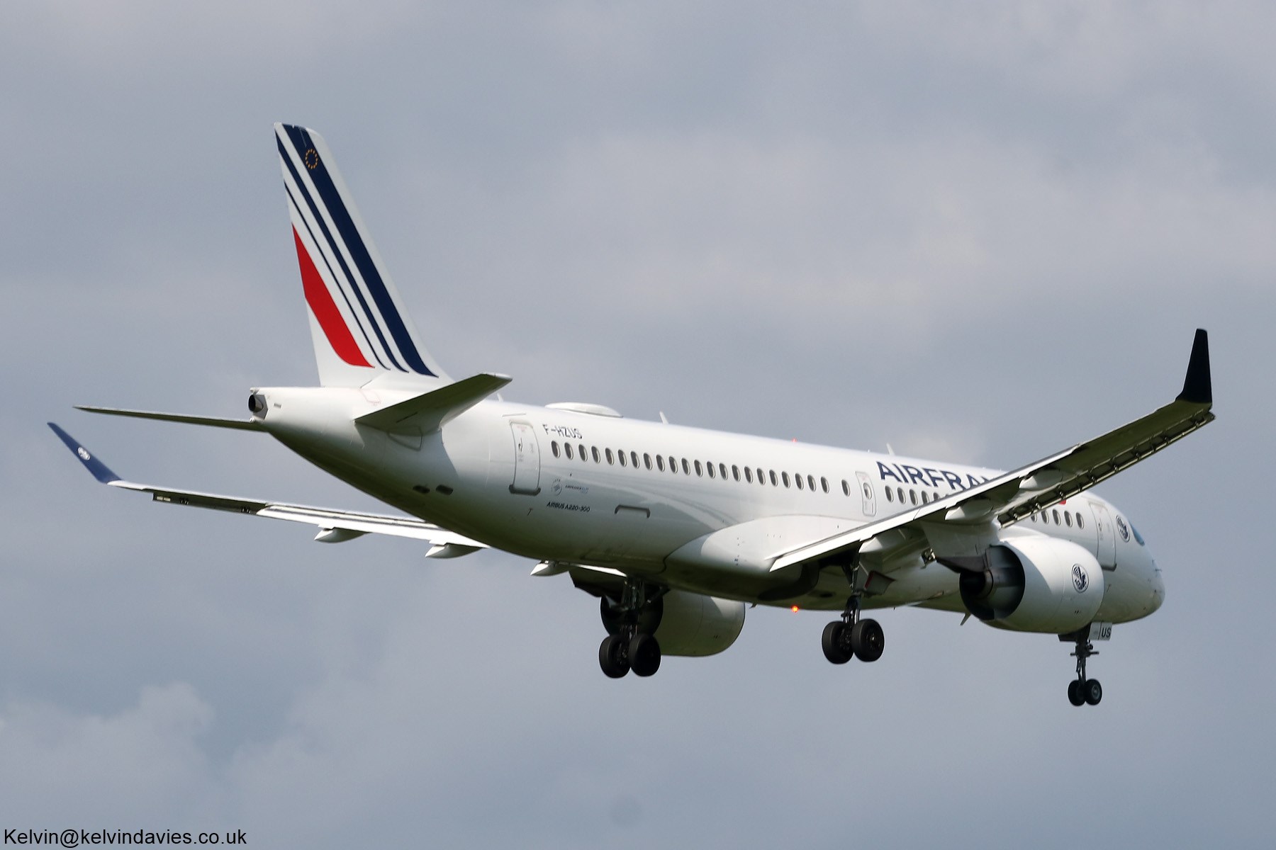 Air France A220 F-HZUS