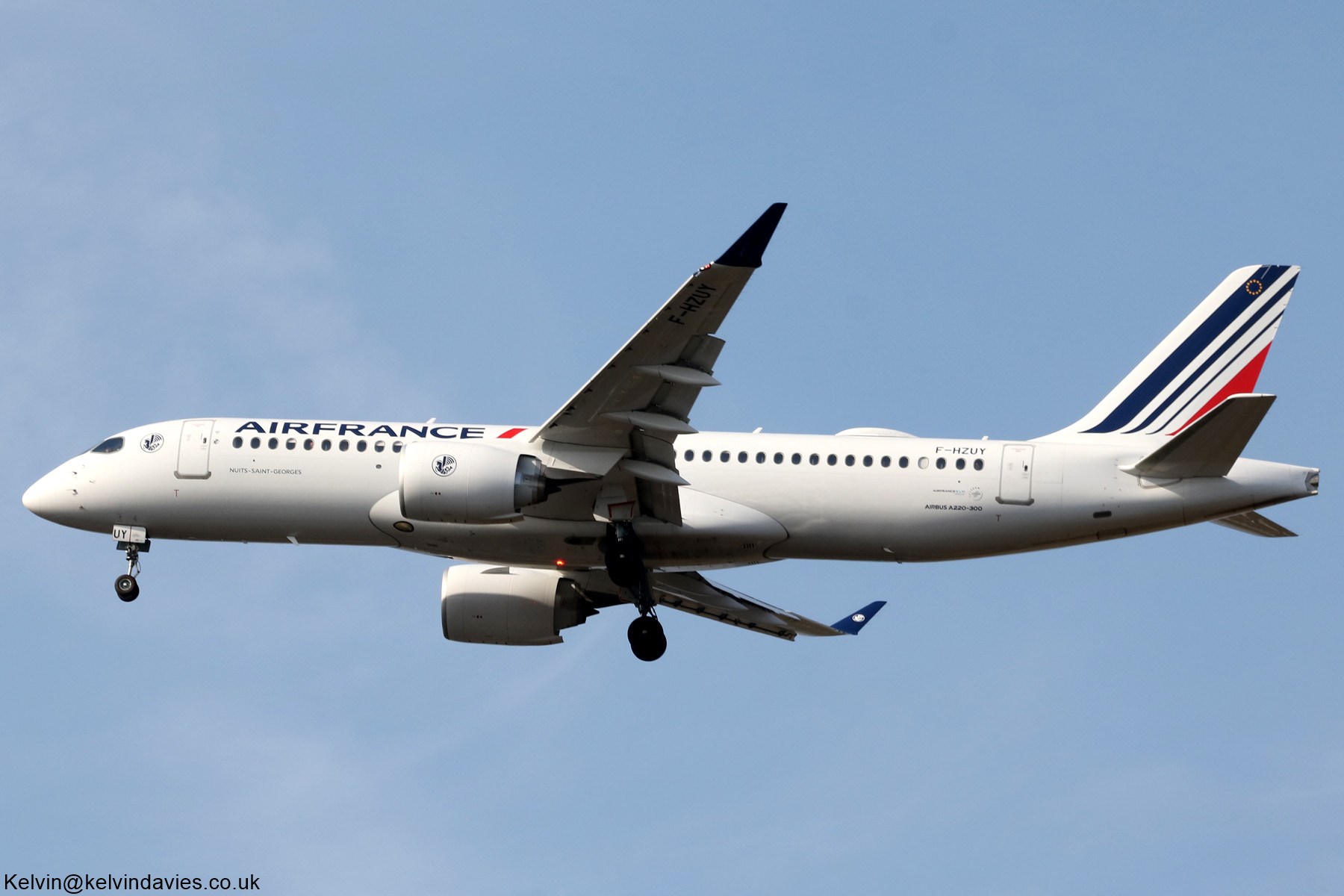 Air France A220 F-HZUY