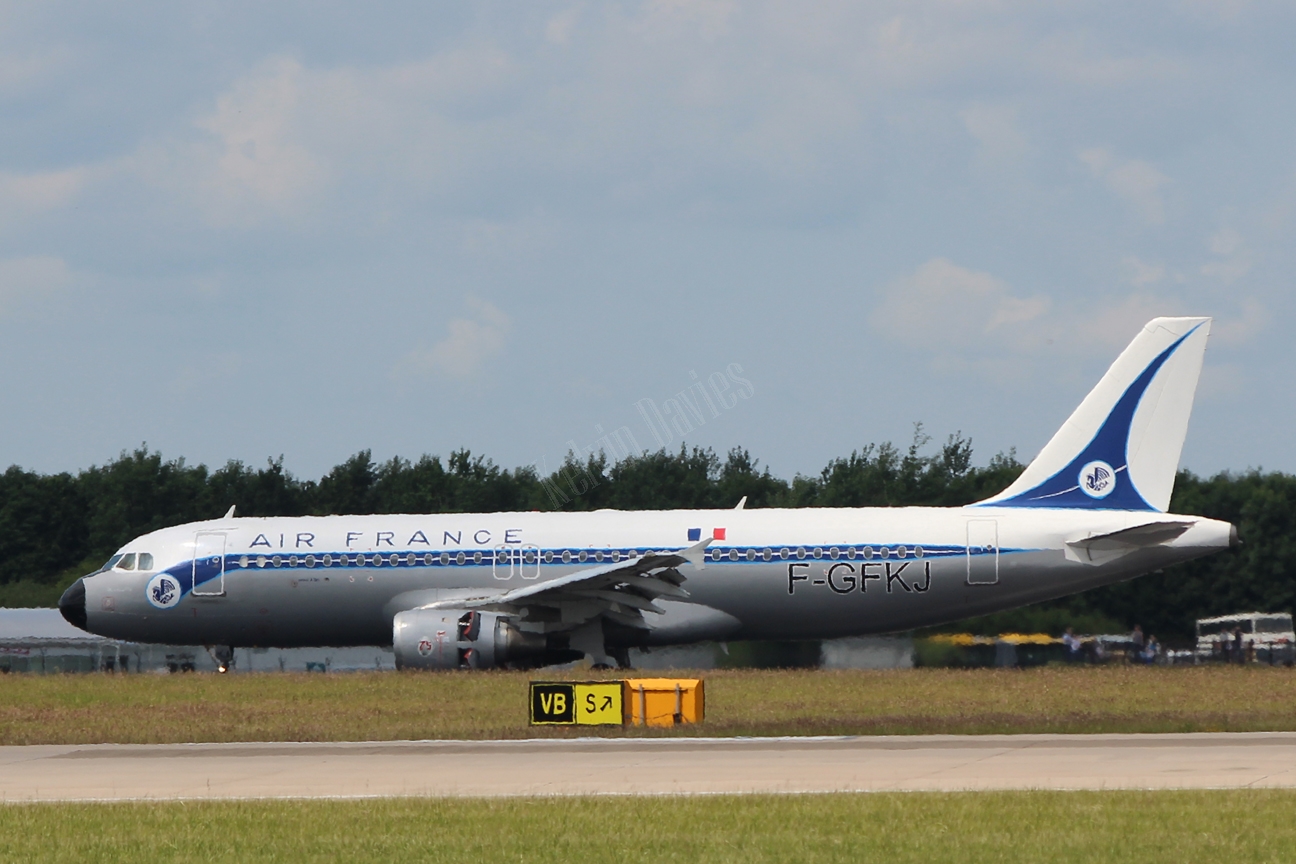 Air France A320 F-GFKJ