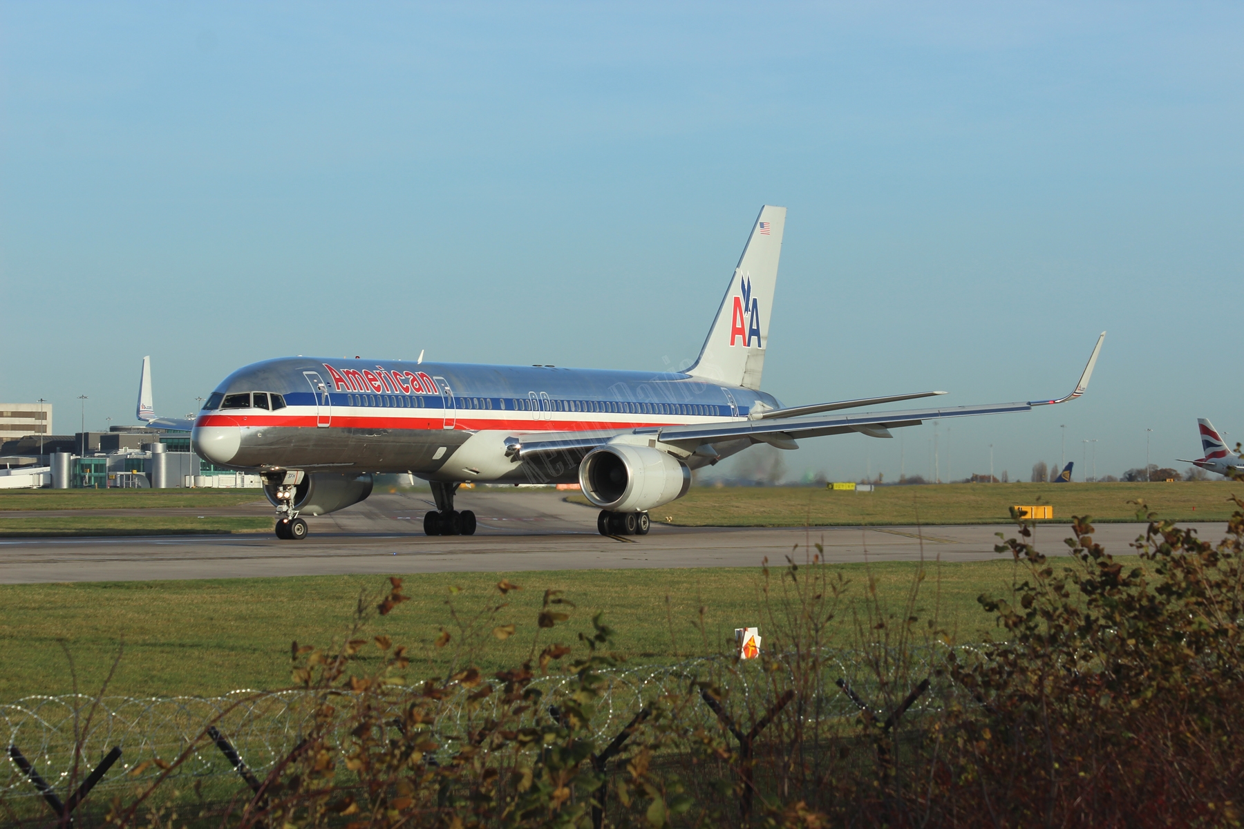 American Airlines 757 N198AA